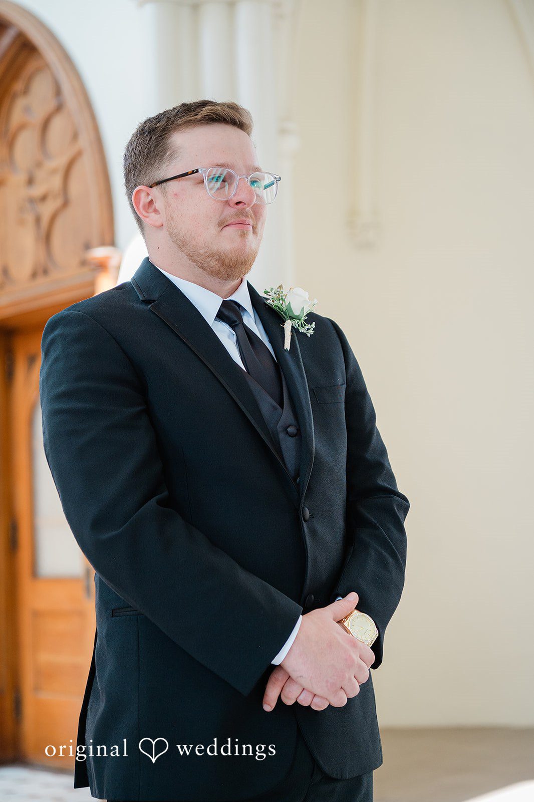 Groom waiting for his bride at the ceremony site
