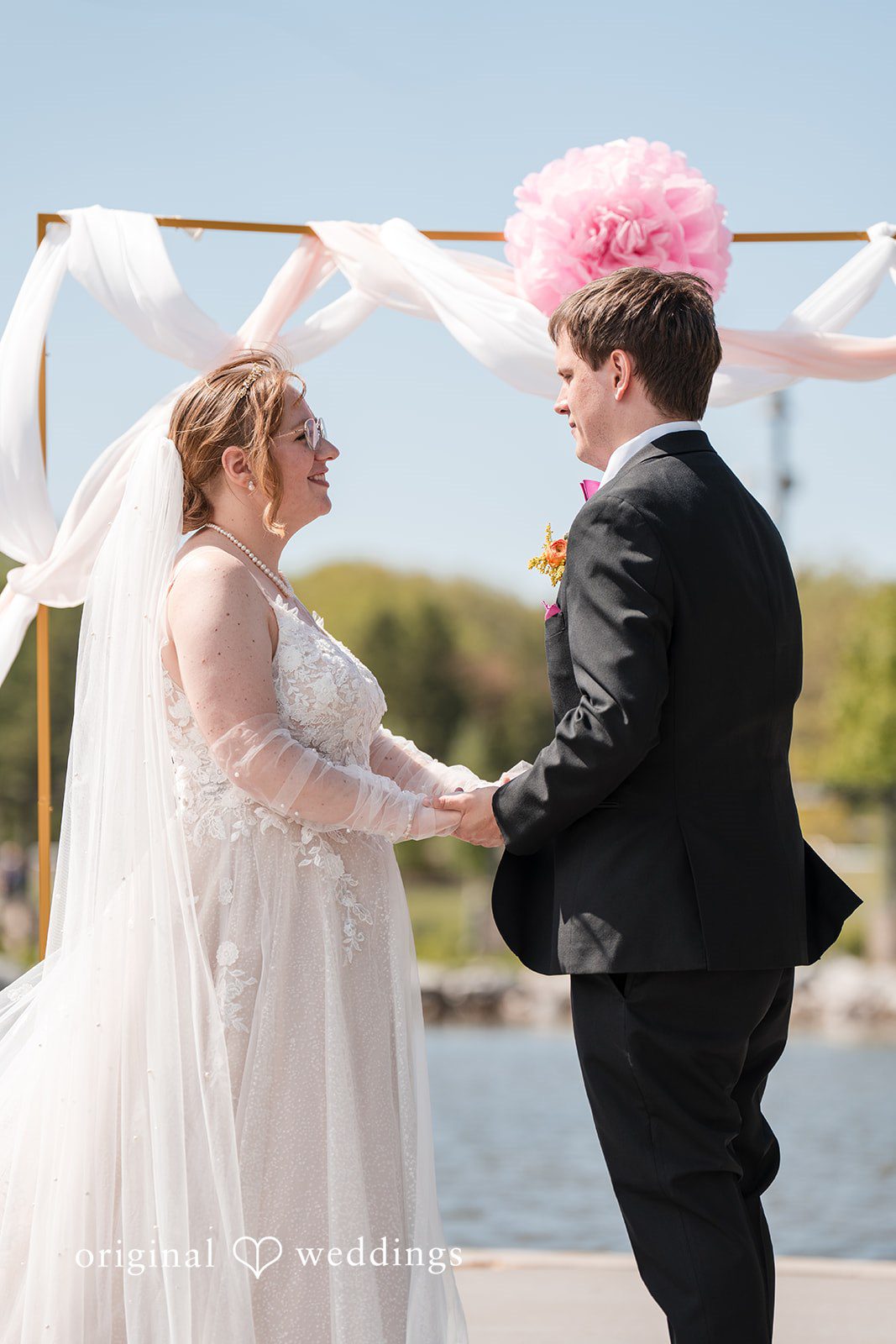 Katherine + Benjamin Shoreview Community Center wedding ceremony