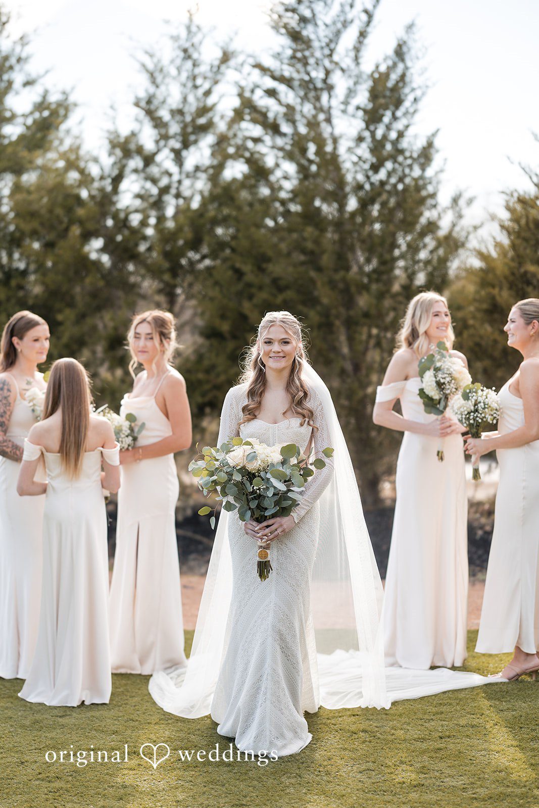 Jacobi + Marlie Stylish wedding group portrait at Stone Crest