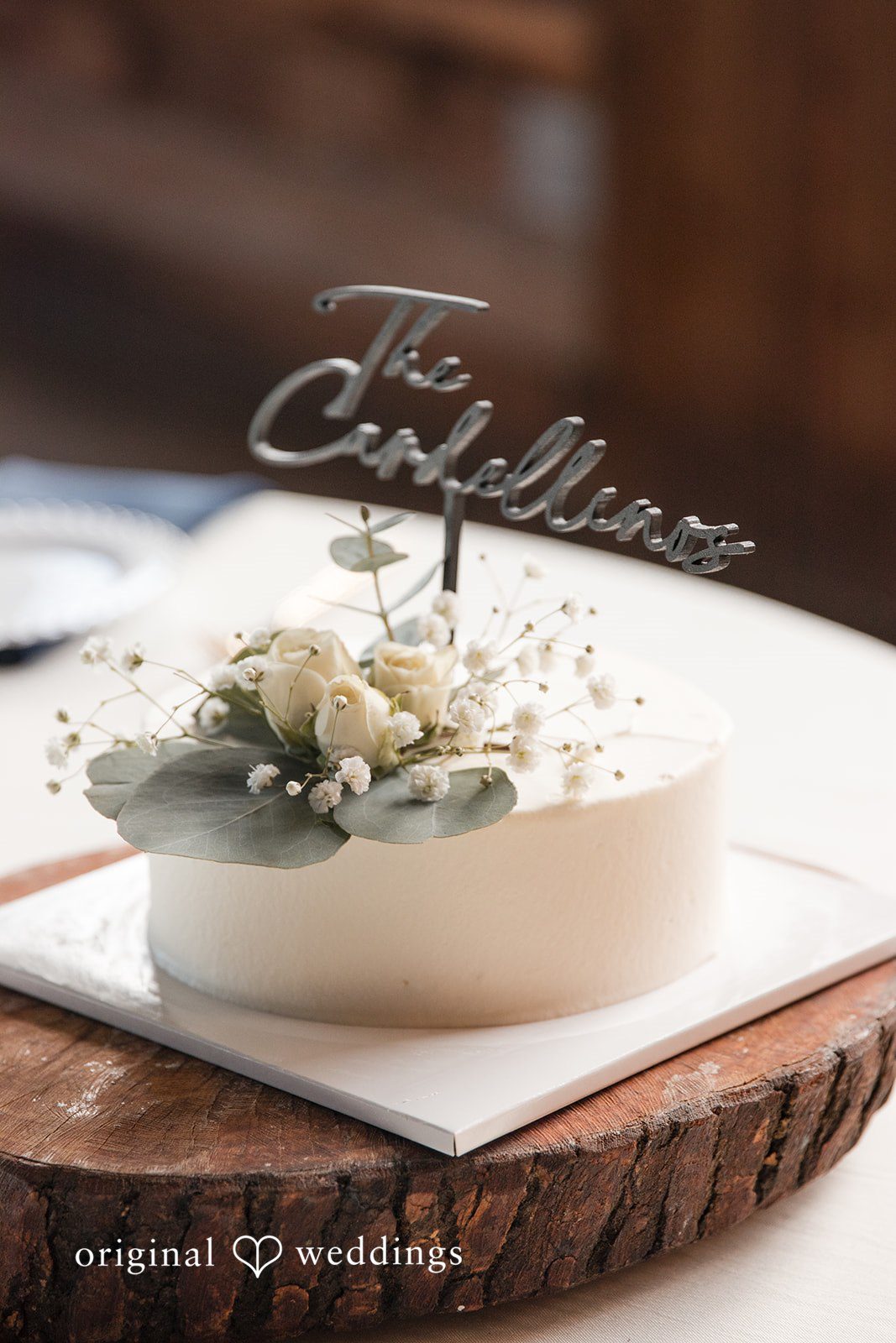 Jacobi + Marlie Elegant floral cake design photography at Stone Crest