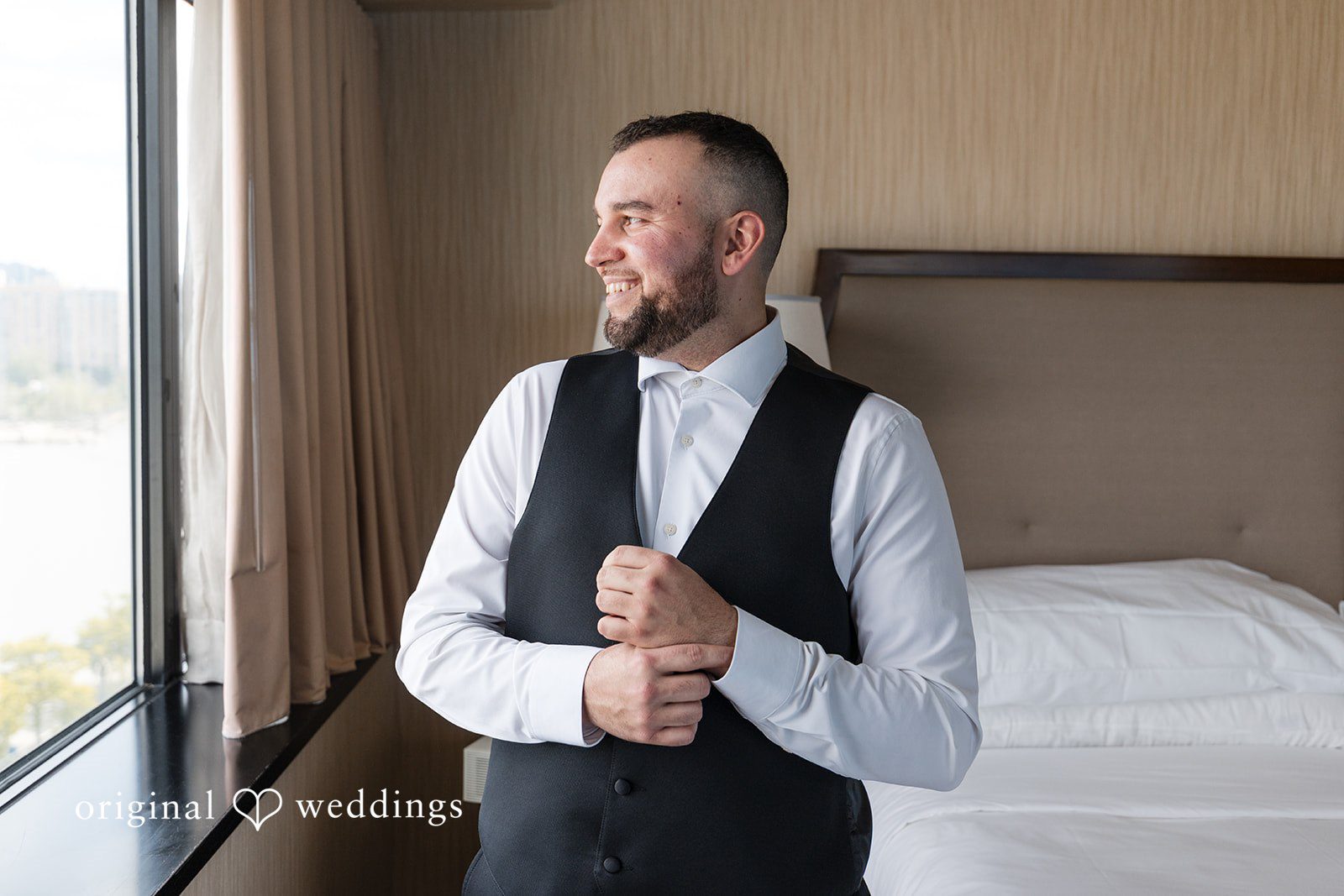 Kimberly + Jeff The groom gets ready