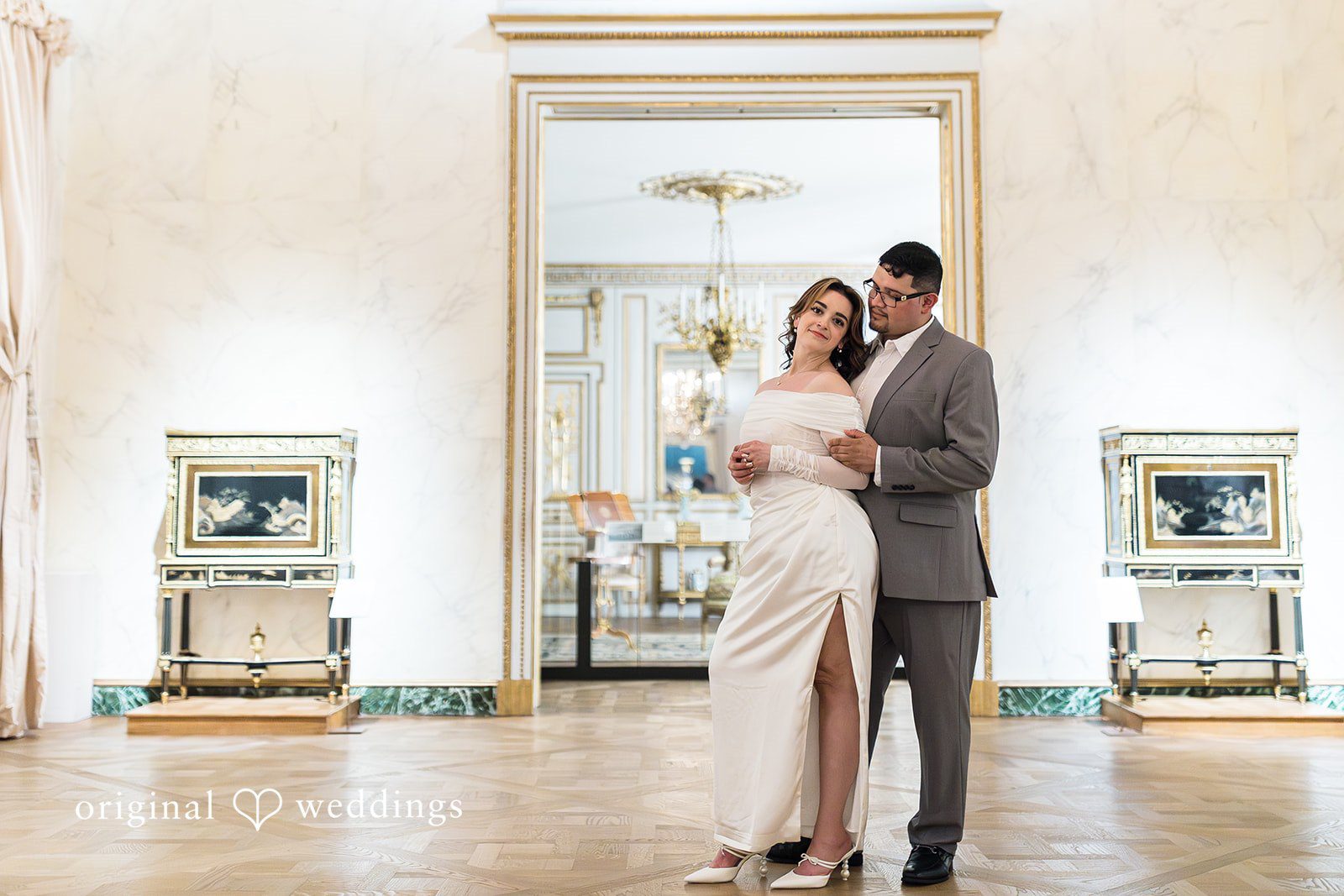 A stunning portrait of the couple at The MET