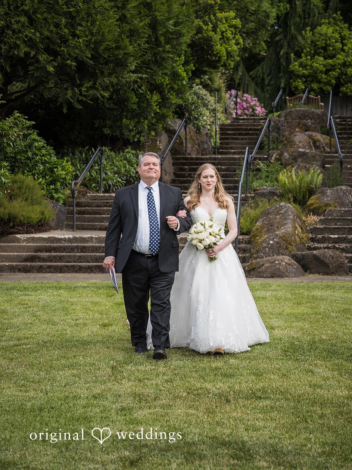 The Oregon Garden Wedding // Elizabeth & Daniel -