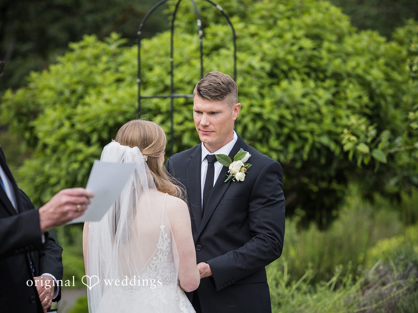 The Oregon Garden Wedding // Elizabeth & Daniel -