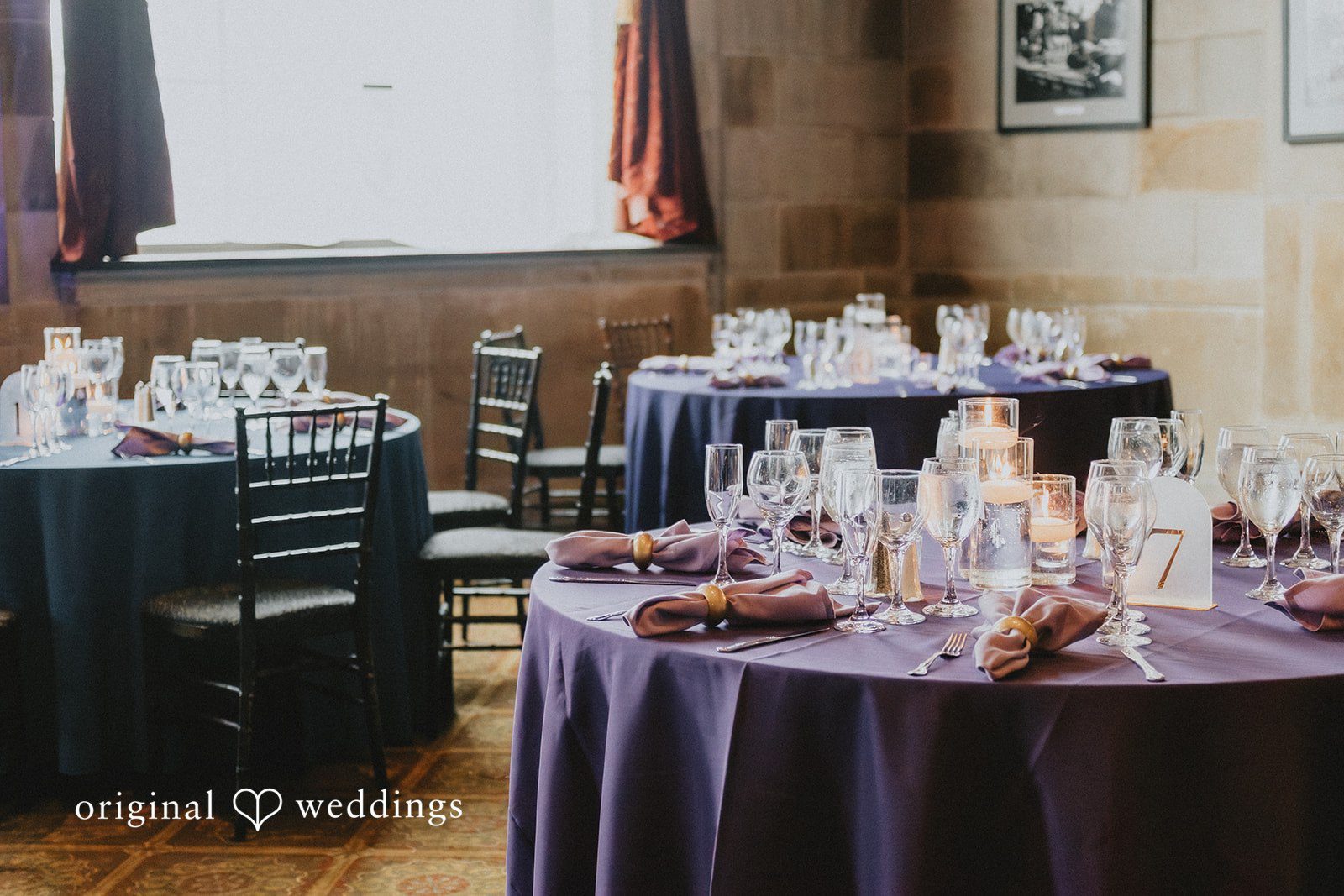Table decorated with fine linens and other details