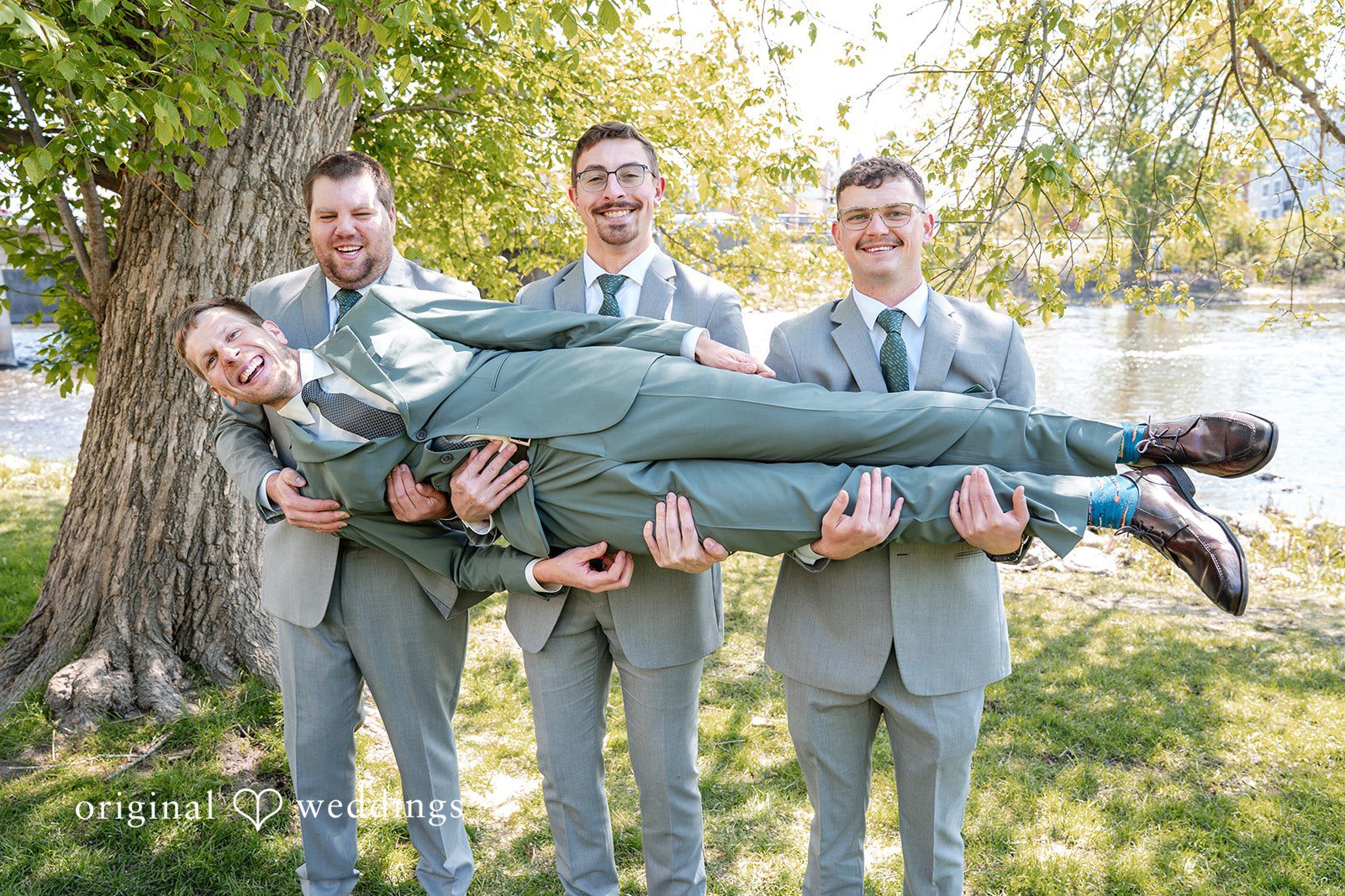 Milwaukee Wedding Photographers at Veterans Terrace | Sydney & Joseph -