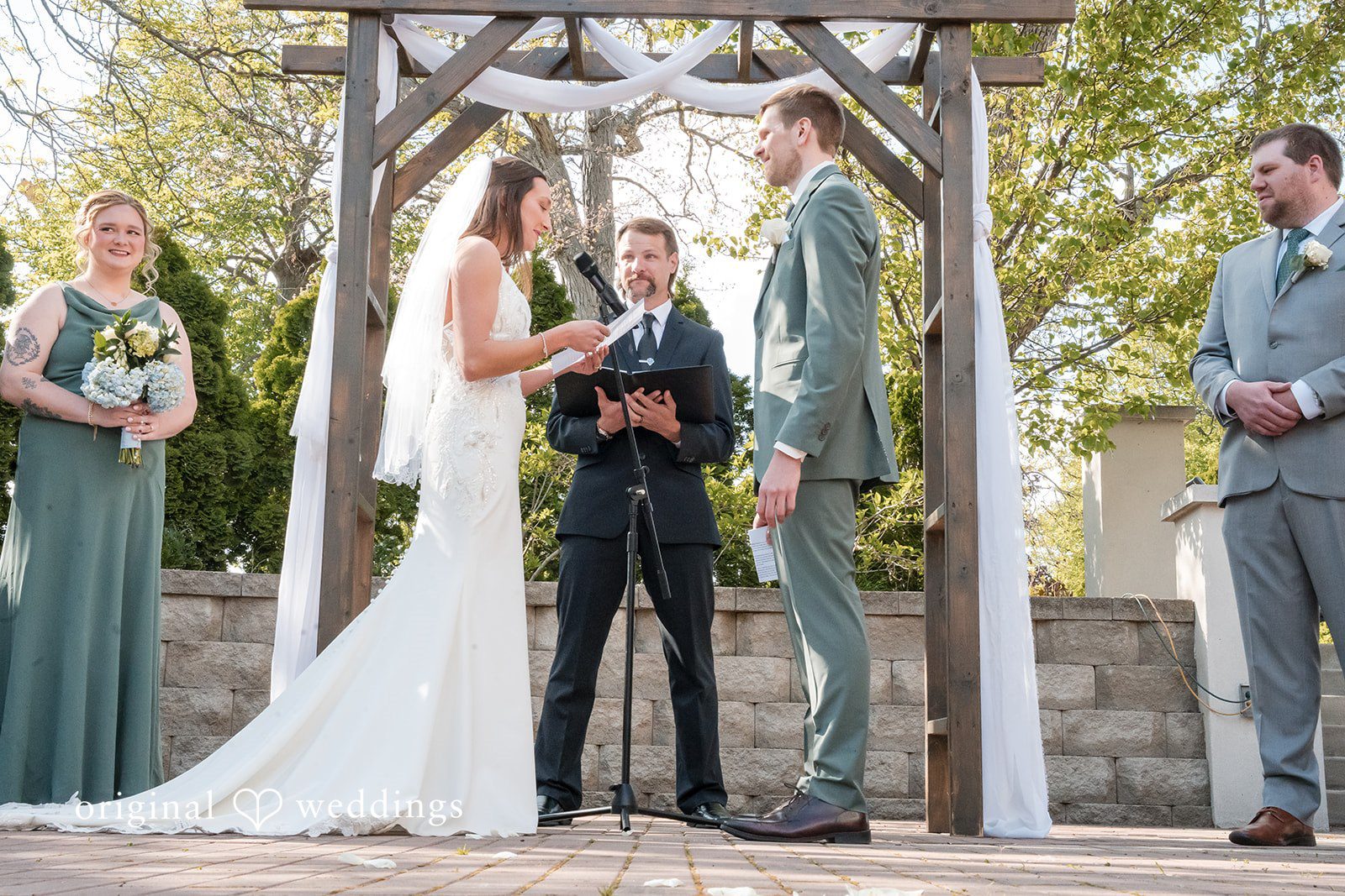 Milwaukee Wedding Photographers at Veterans Terrace | Sydney & Joseph -