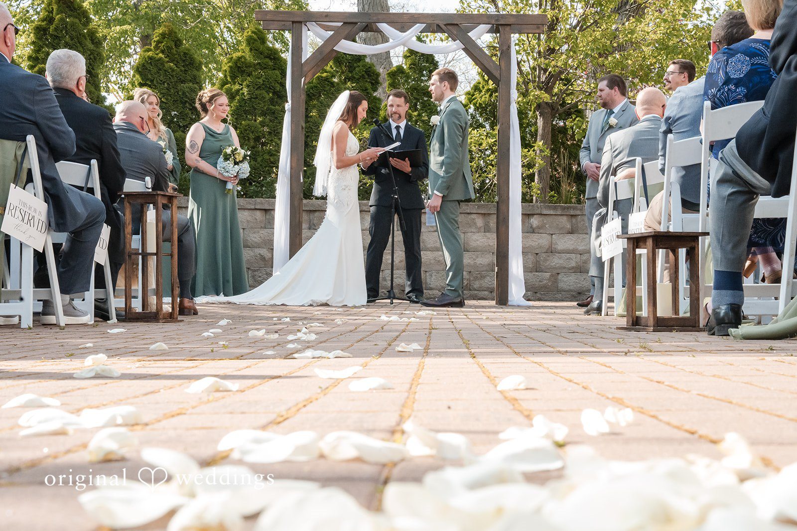 Milwaukee Wedding Photographers at Veterans Terrace | Sydney & Joseph -
