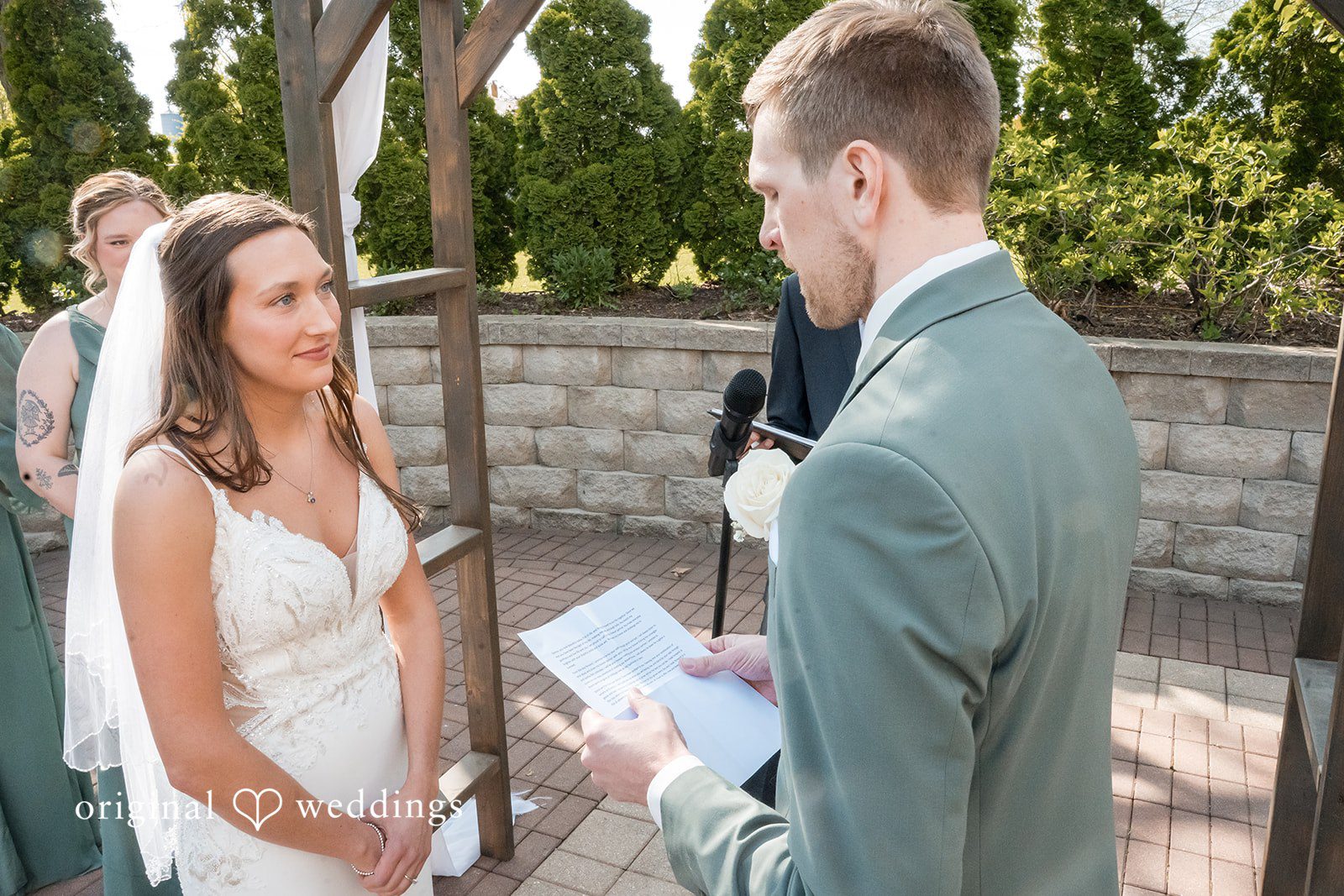 Milwaukee Wedding Photographers at Veterans Terrace | Sydney & Joseph -