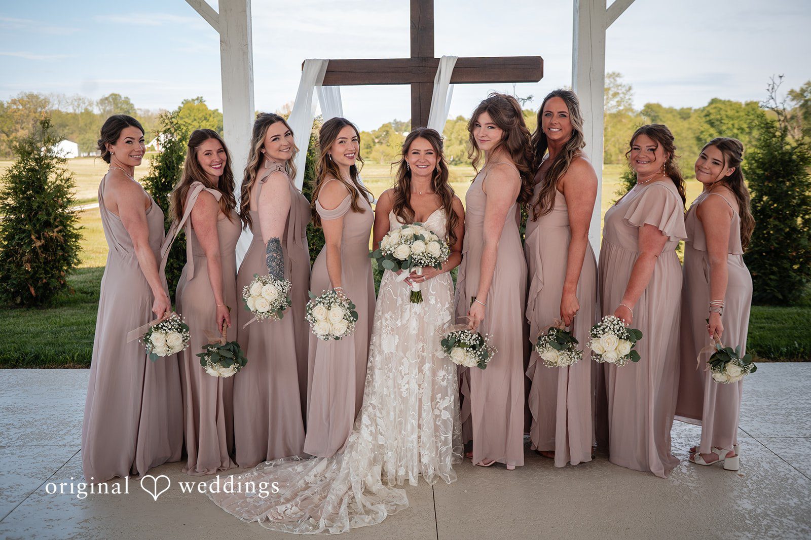 Lauren + Ron A stunning portrait of the bride and her bridesmaids