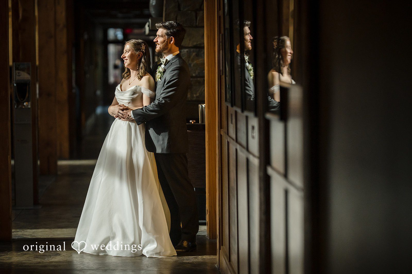 Beautiful picture of couple at Willows Lodge