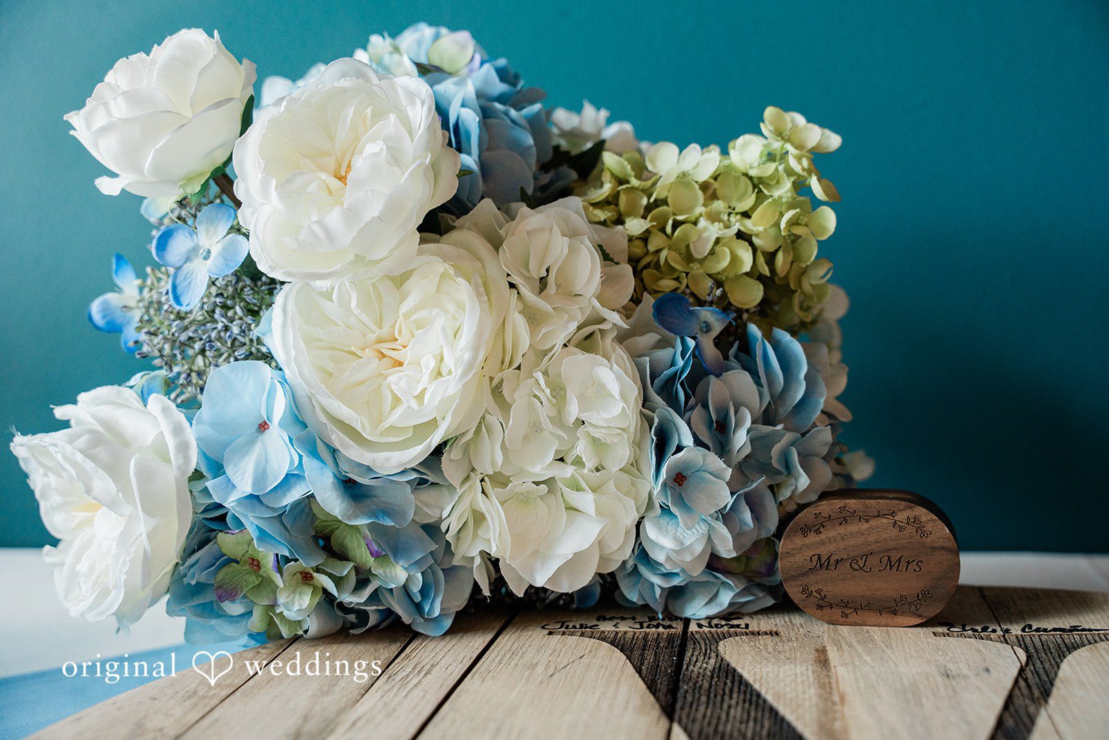Rachel + Nick Elegant wedding floral arrangement at Batch No. 154