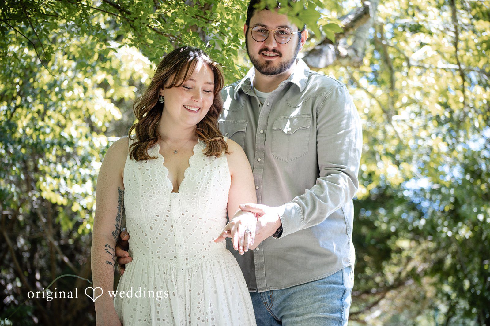 Close-up engagement ring photography with the couple at Borderland State Park