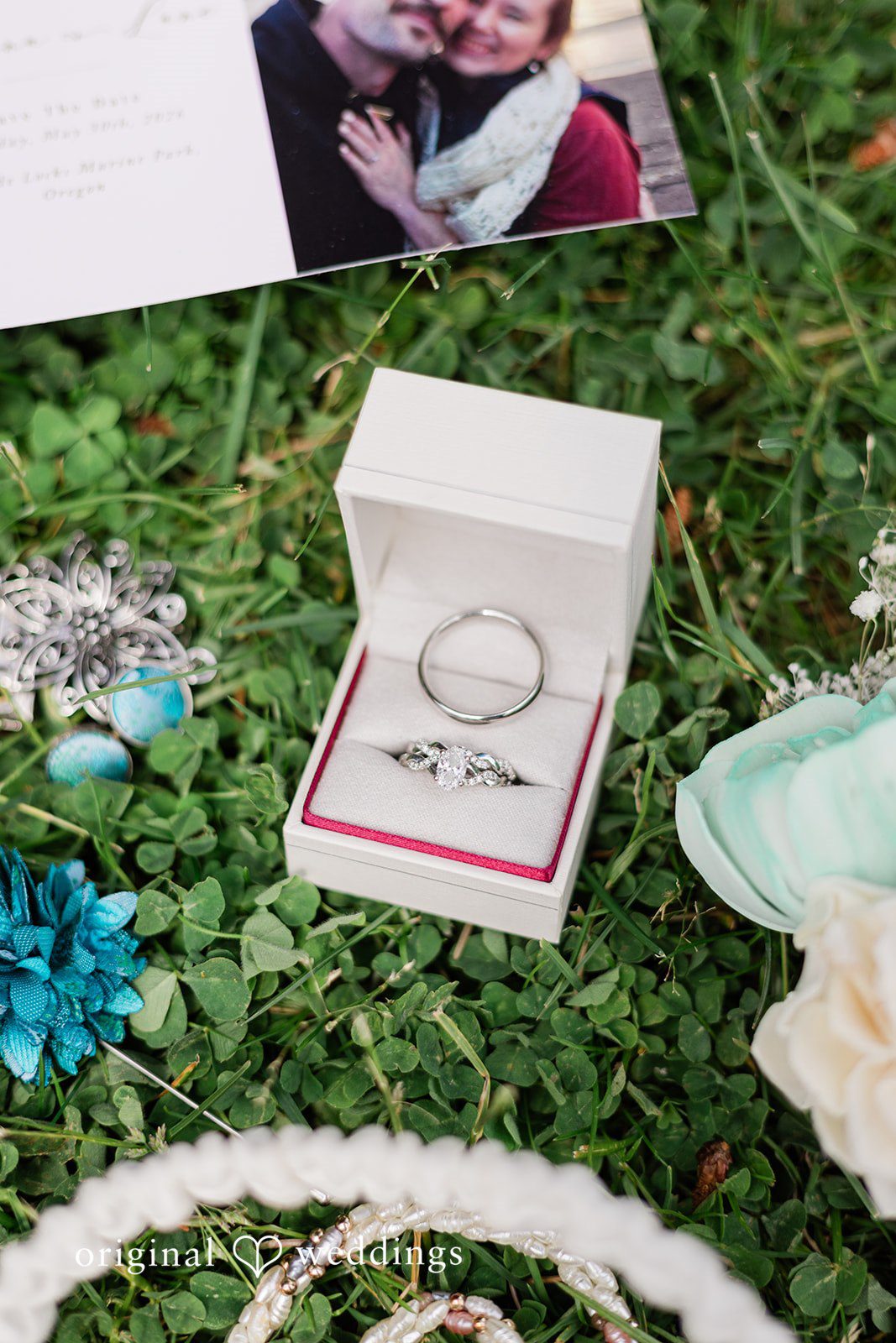 David + Rowanna Cascade Locks Marine Park Wedding | David & Rowanna -