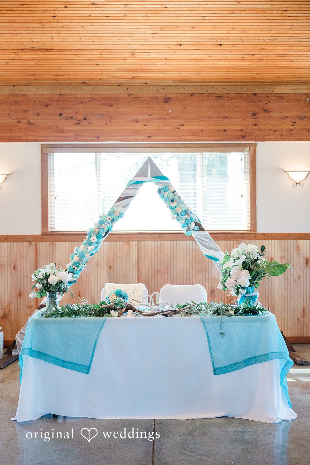 David + Rowanna Cascade Locks Marine Park Wedding | David & Rowanna -