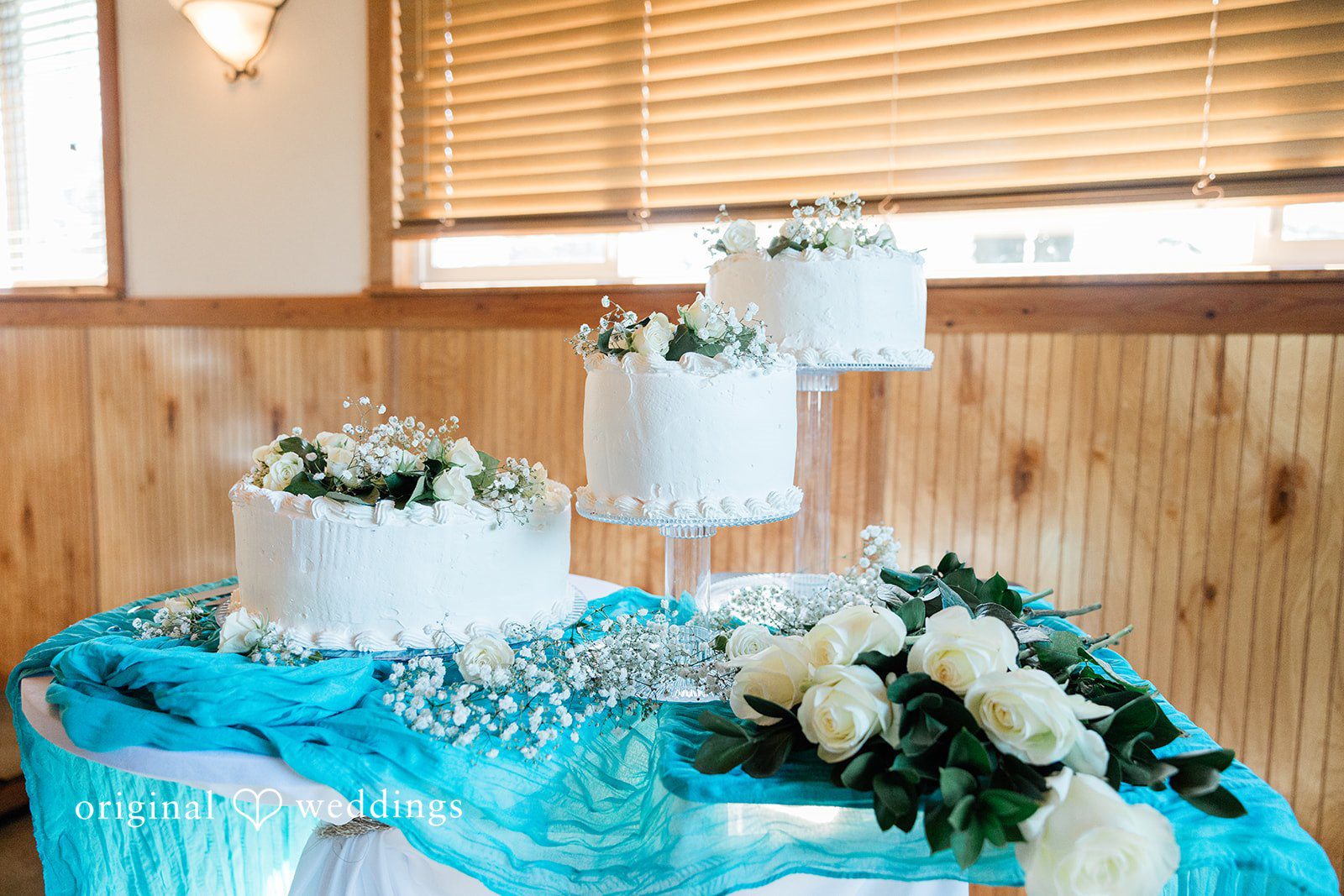 David + Rowanna Cascade Locks Marine Park Wedding | David & Rowanna -