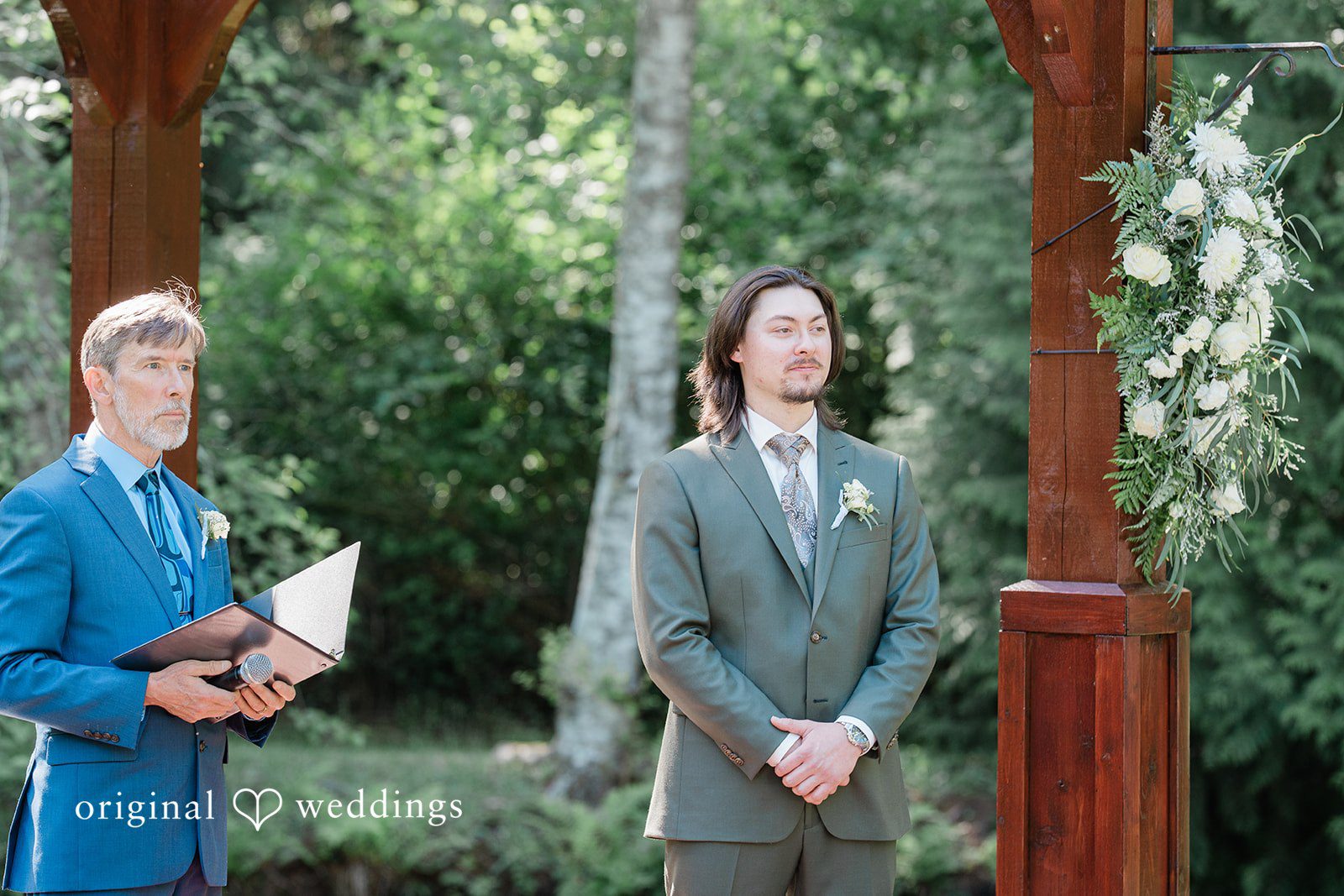 Jennifer + Steven Groom watching the bride enter at cedar springs