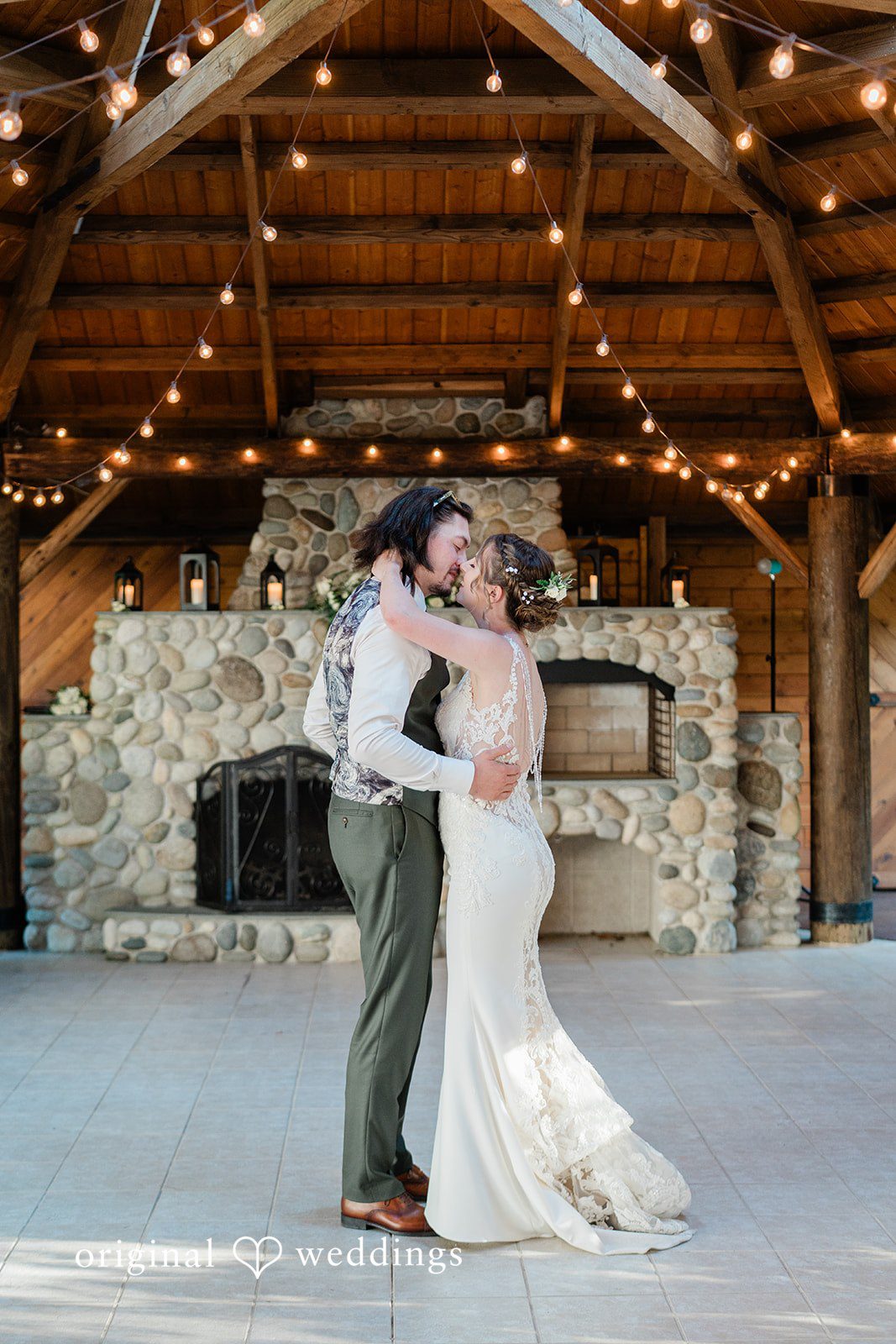 Jennifer + Steven Bride and groom kissing during their reception at cedar springs