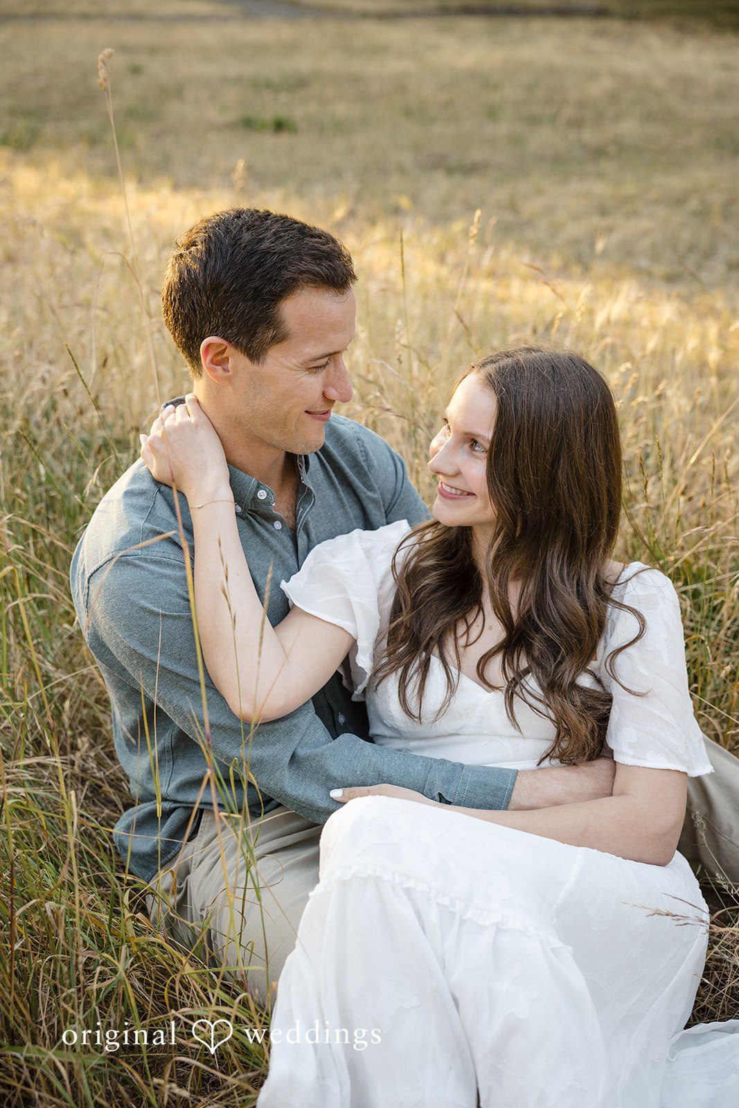 Jocelyn + Rylan Seattle Engagement Photographers at Discovery Park | Jocelyn & Rylan -