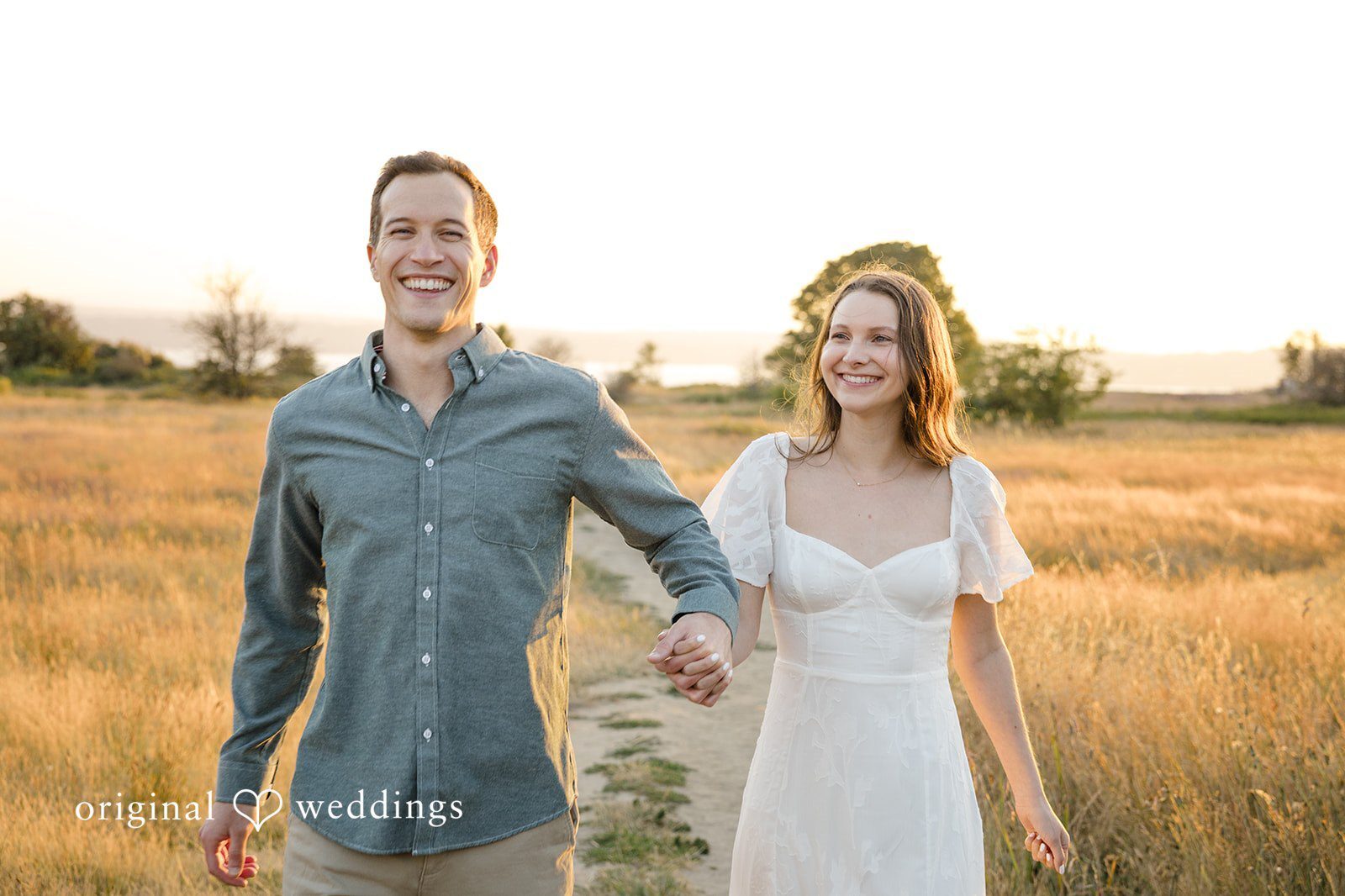Seattle Engagement Photographers at Discovery Park | Jocelyn & Rylan