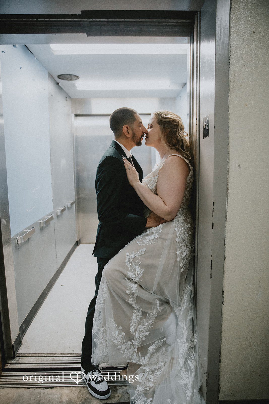 Allison + Justin Couple close-up photography at DoubleTree by Hilton Corpus Christi Beachfront