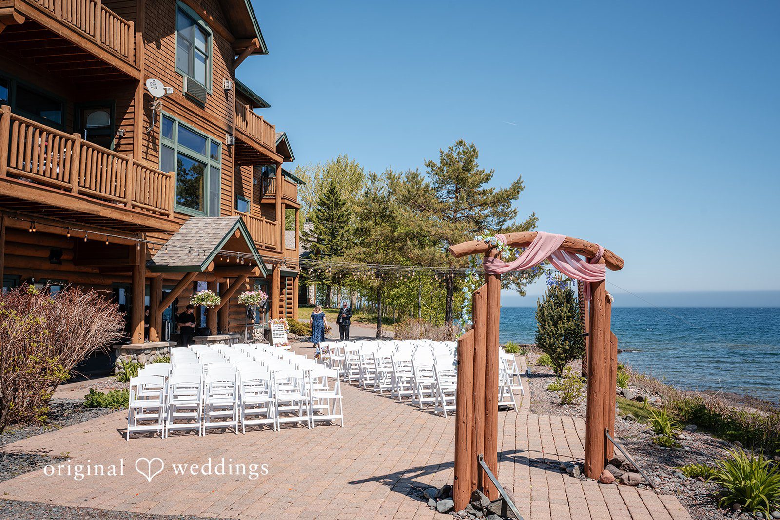 Nina + Steven Beautiful wedding ceremony backdrop at Grand Superior Lodge