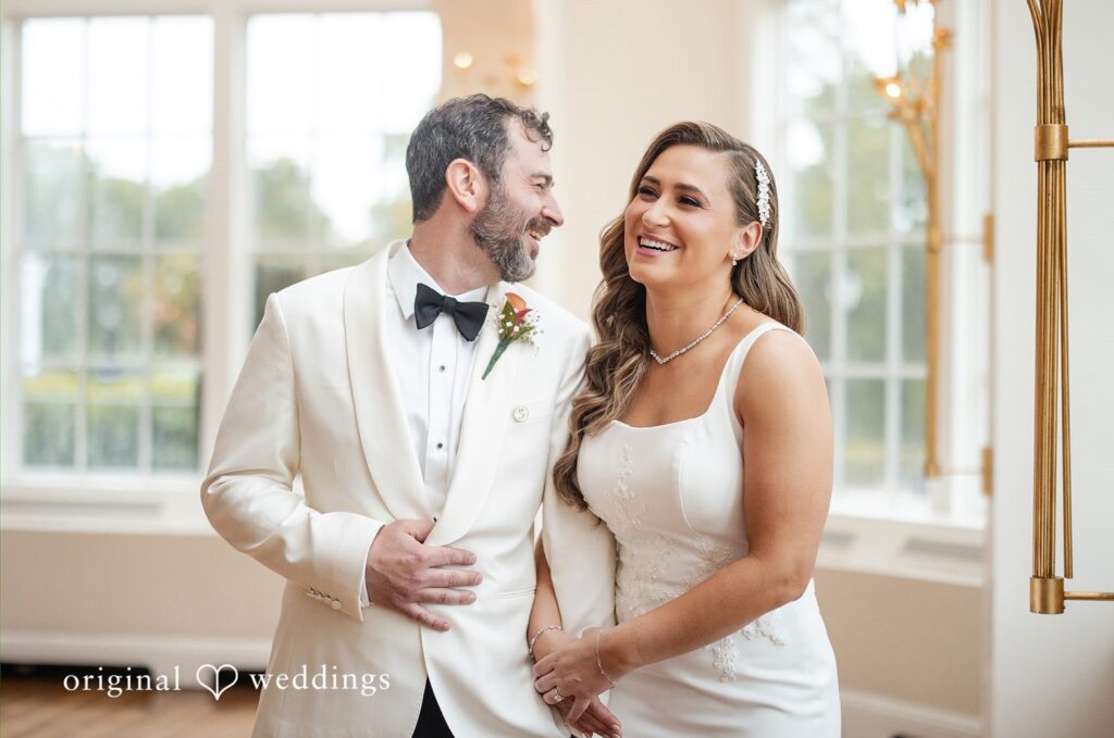 Stunning Portrait of couple at Heritage Cub at Bethpage by New York Wedding Photography from Original Weddings.