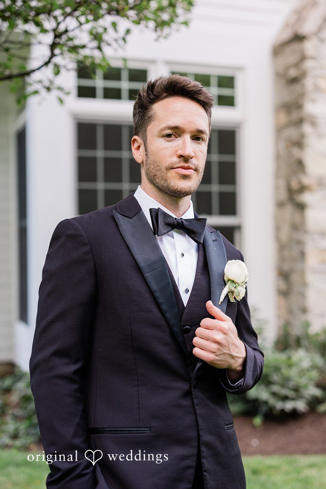 Classic groom portrait at Chicago Backyard