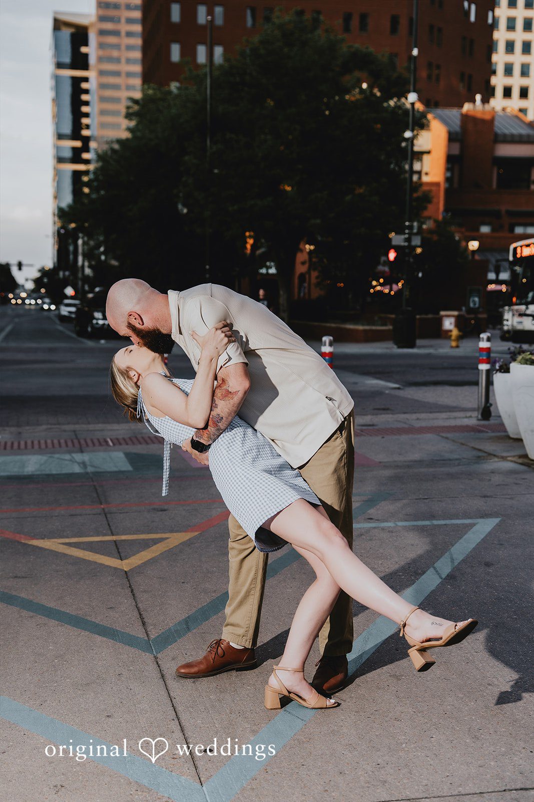 Courtney + Seth Shared romantic kisses