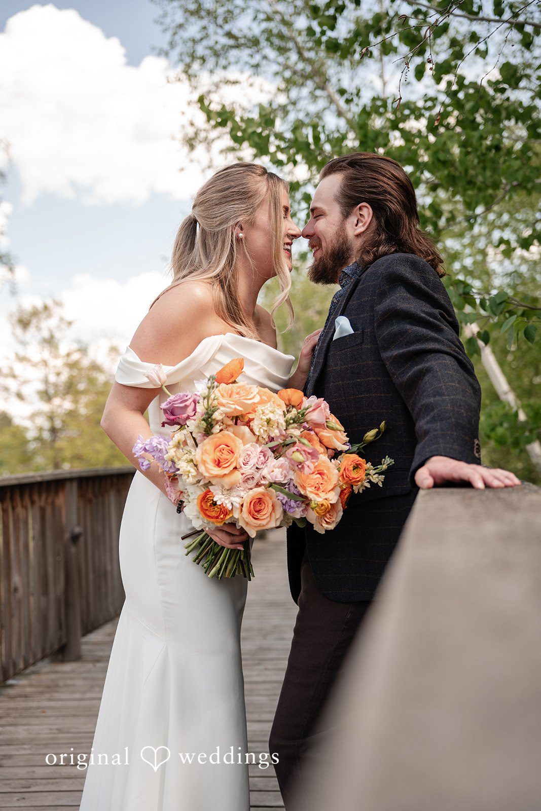 Annie + Andrew Lovely couple sharing the happy moments with each other at Madden's On Gull Lake