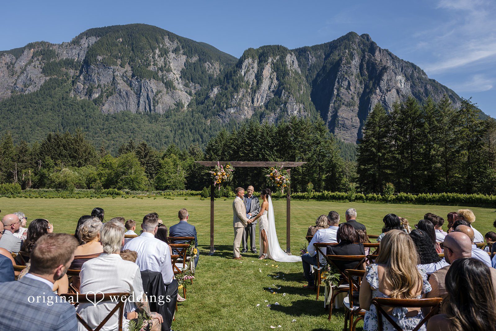The North Fork Farm wedding ceremony