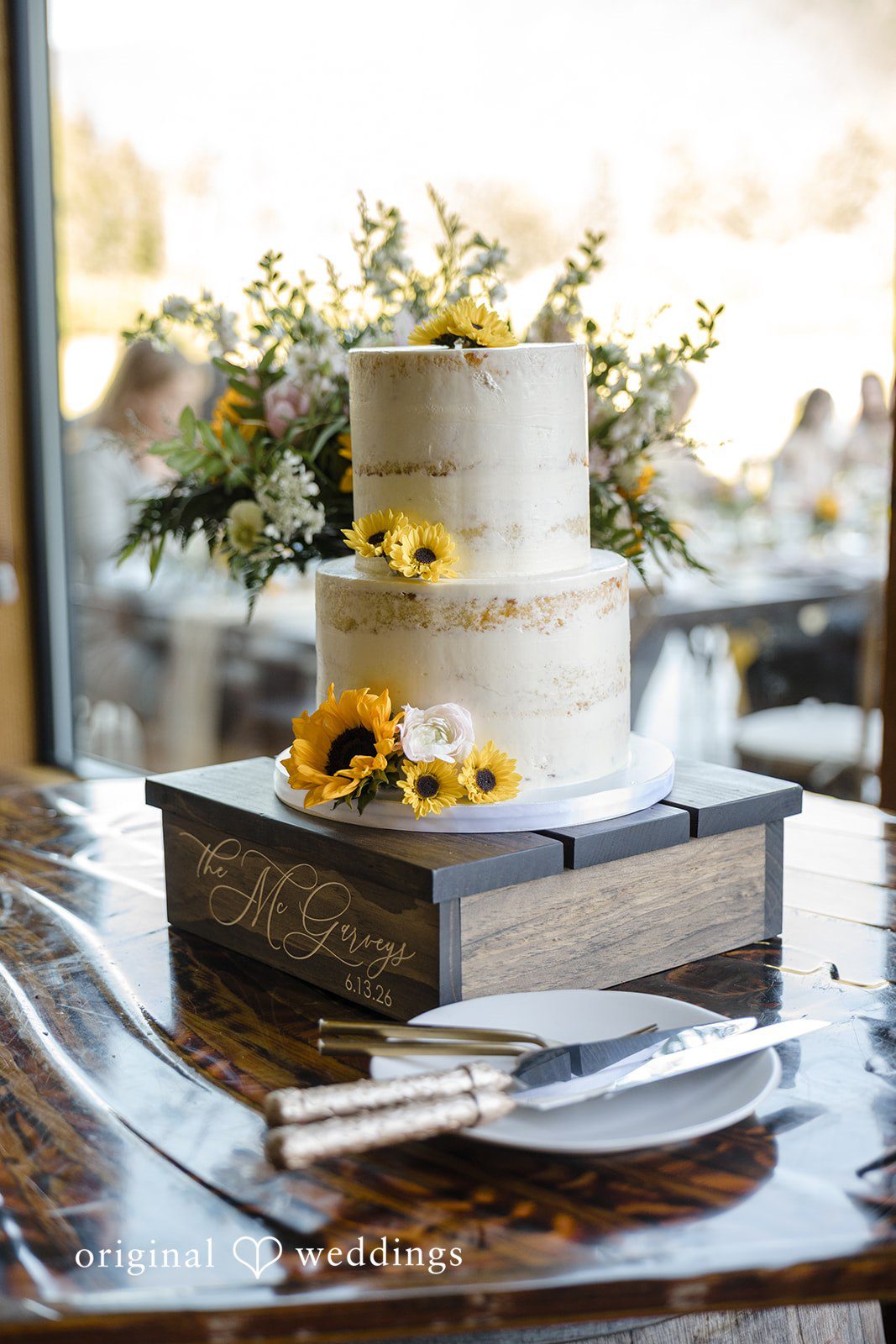 A two-tier wedding cake
