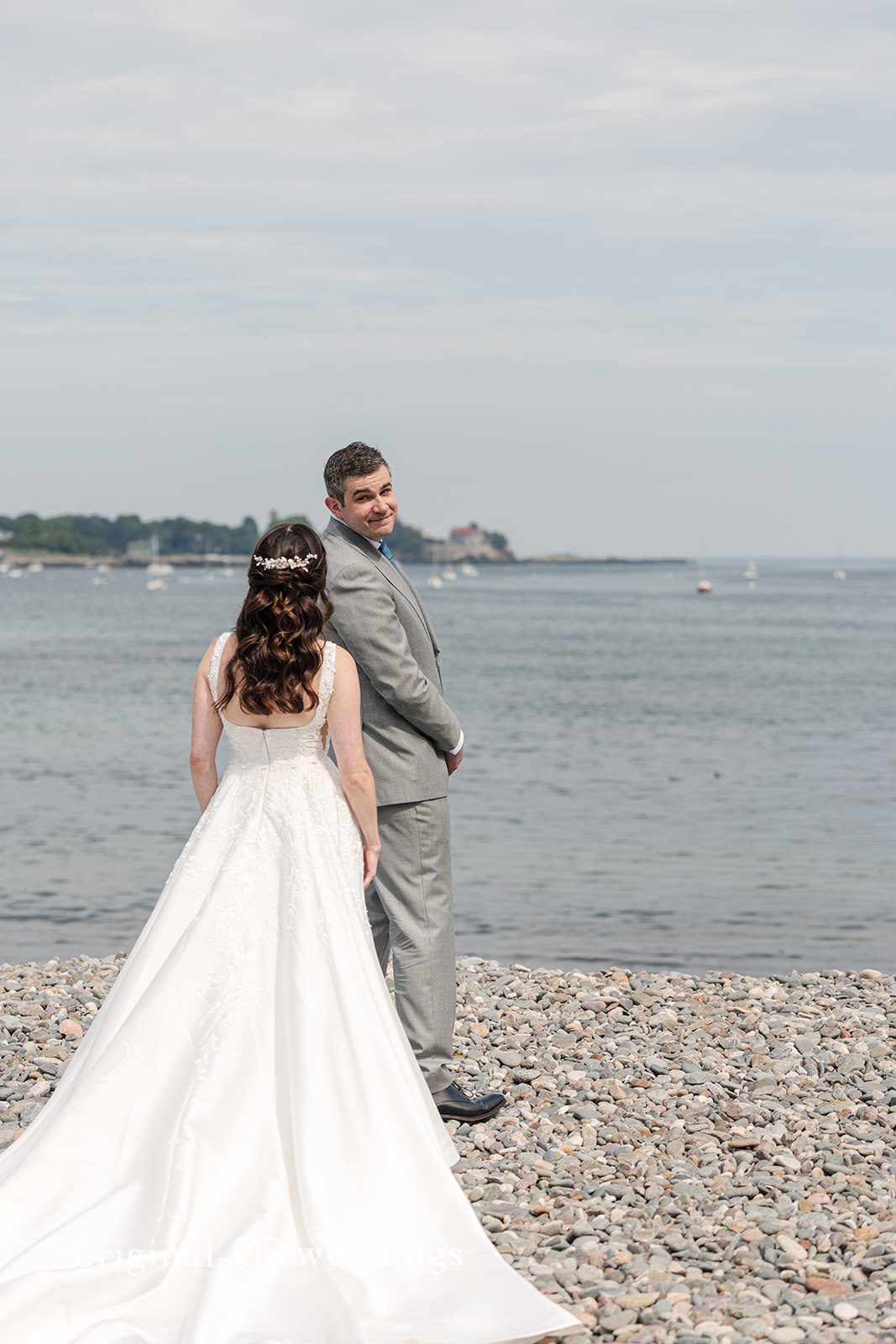Kerri + David Golden hour couple picture at Oceanview of Nahant