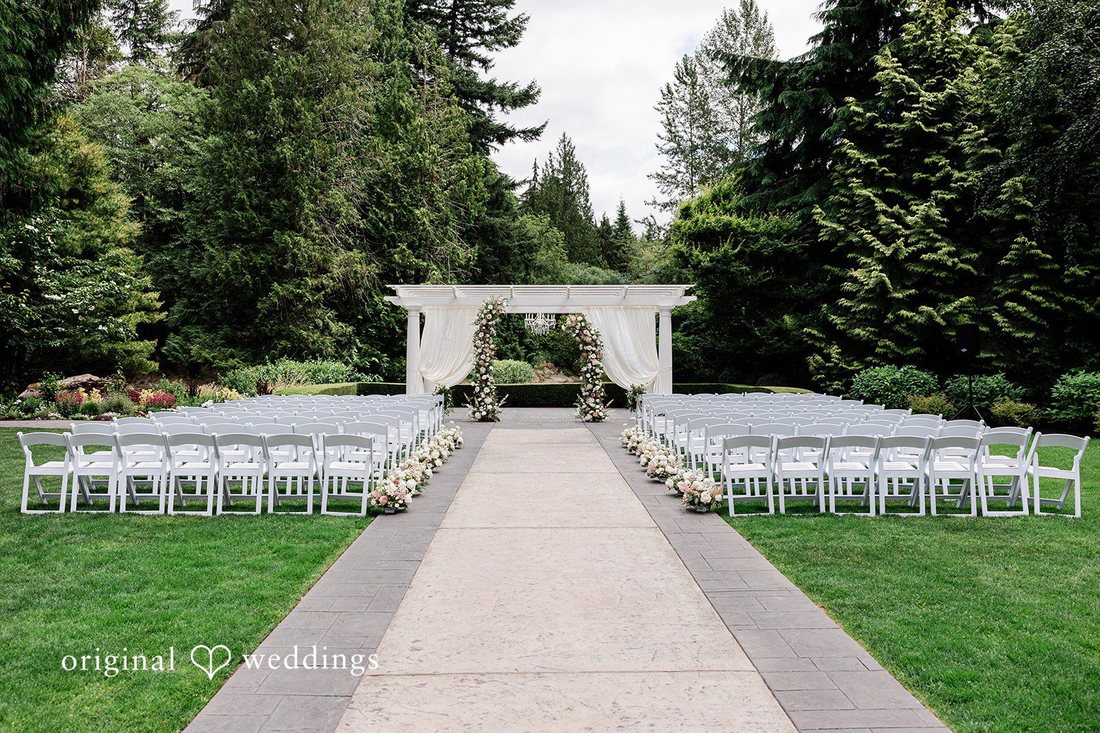 AlyssaMay + Benjamin Beautiful wedding ceremony setup at Rock Creek Gardens