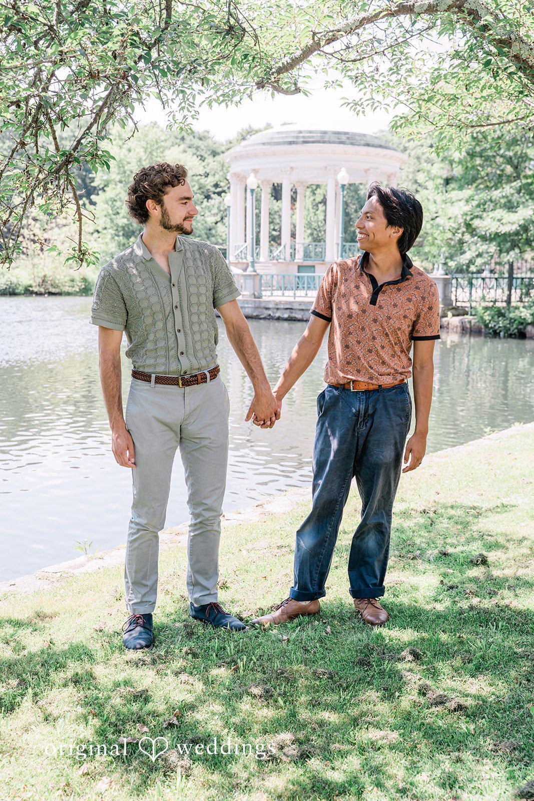 Couple holding hands at Roger Williams Park