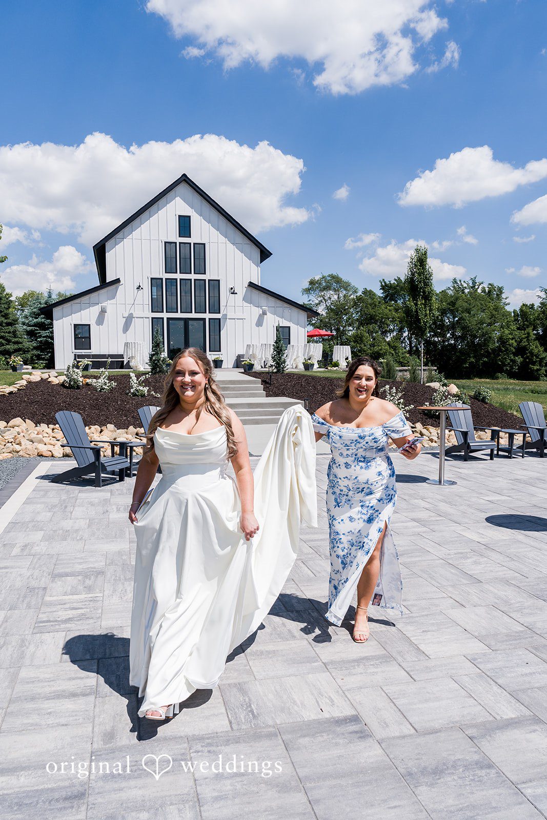 Emily + Ridge Bride arriving at Spruce Hill