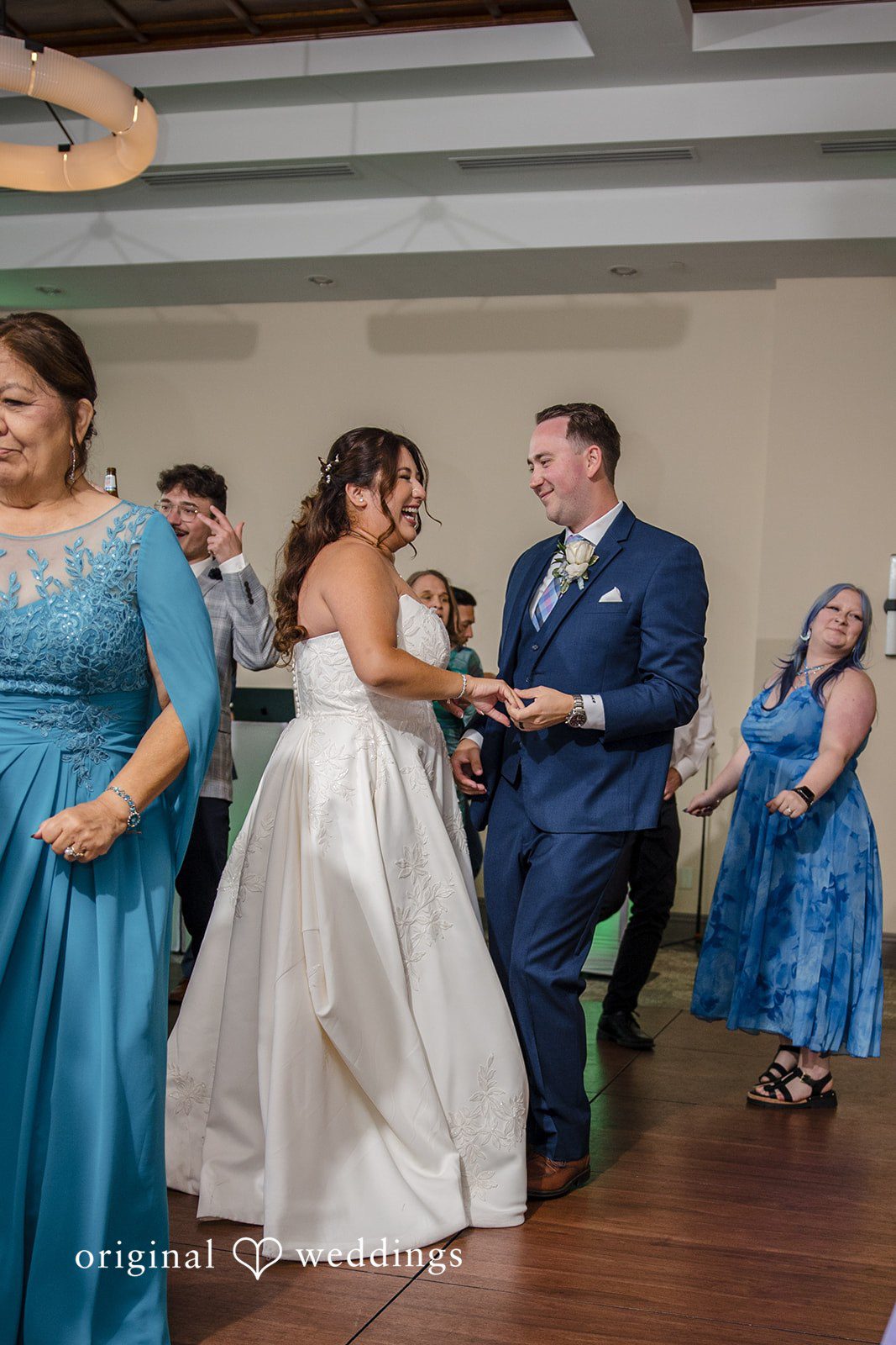 James + Nora Elegant wedding dance of the couple at St. Clair Inn