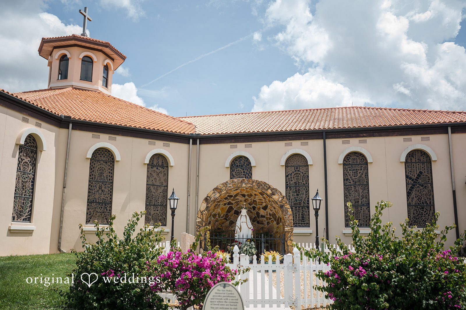 Scenic wedding venue prepared for the celebration at San Pedro Catholic Church