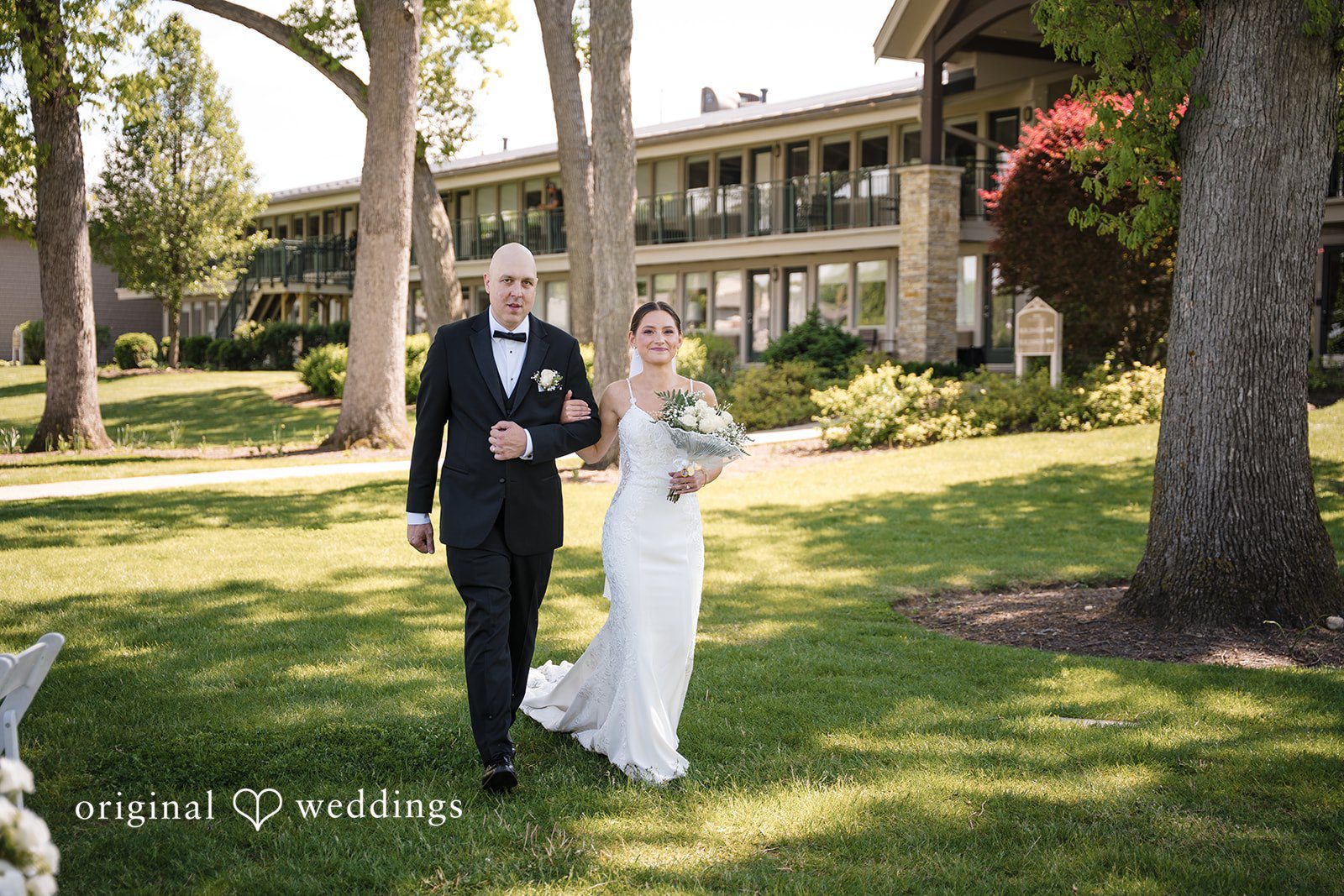 Milwaukee Wedding Photographers at The Abbey Resort | Hana & Sean -