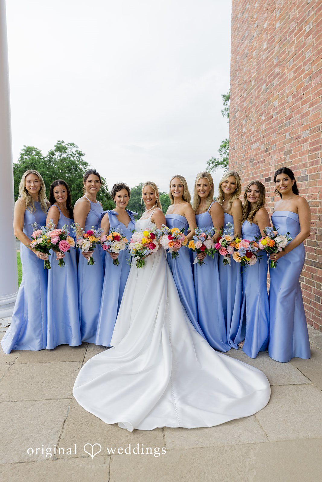 Maret + David Portrait of the bride and her bridesmaids