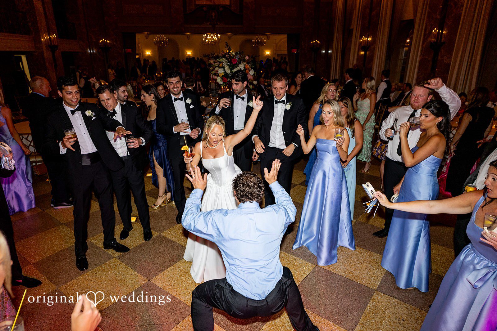 Maret + David Lively dance floor