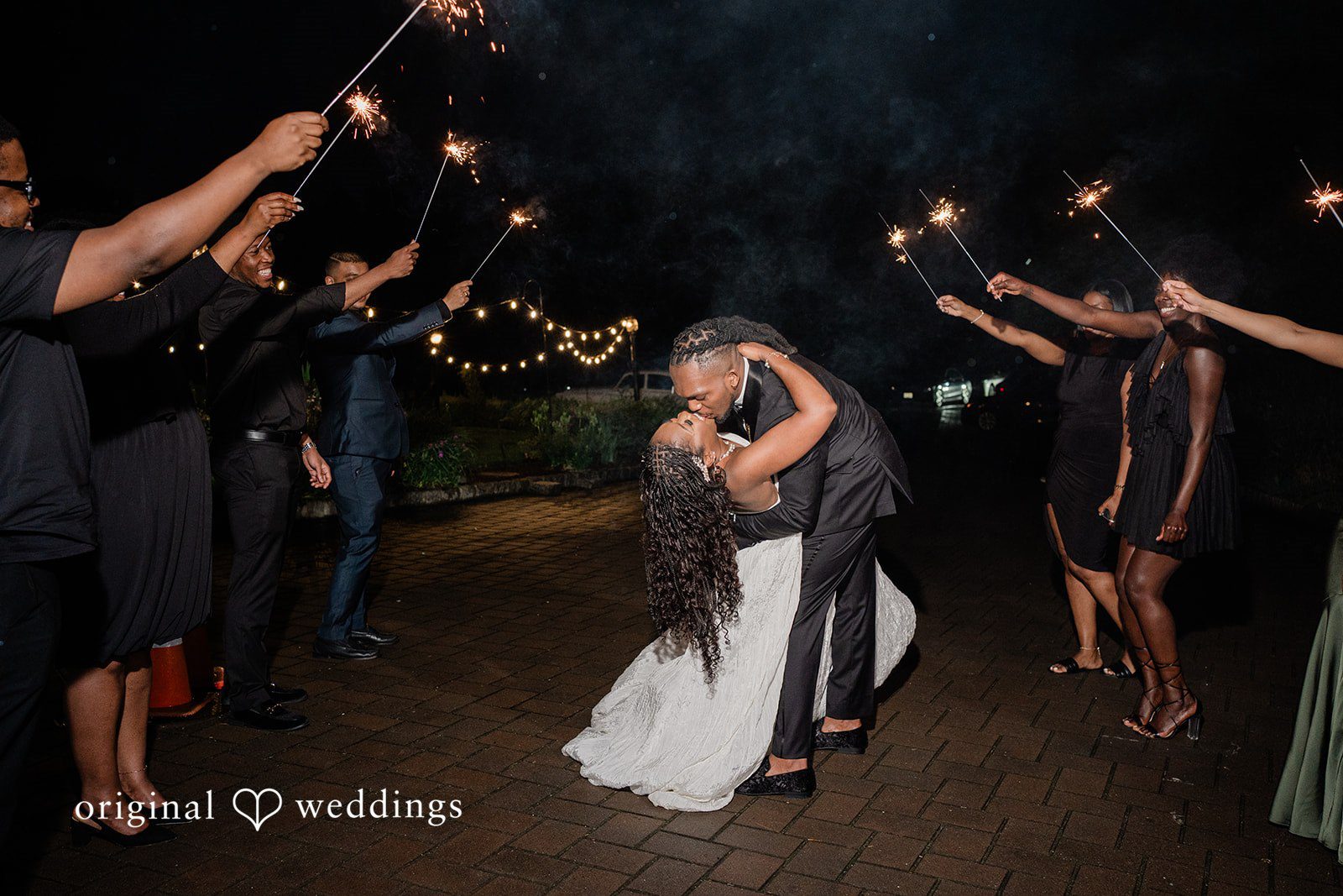 Khanyile + Shontel Bride and groom saying goodbye to guests at the end of the night