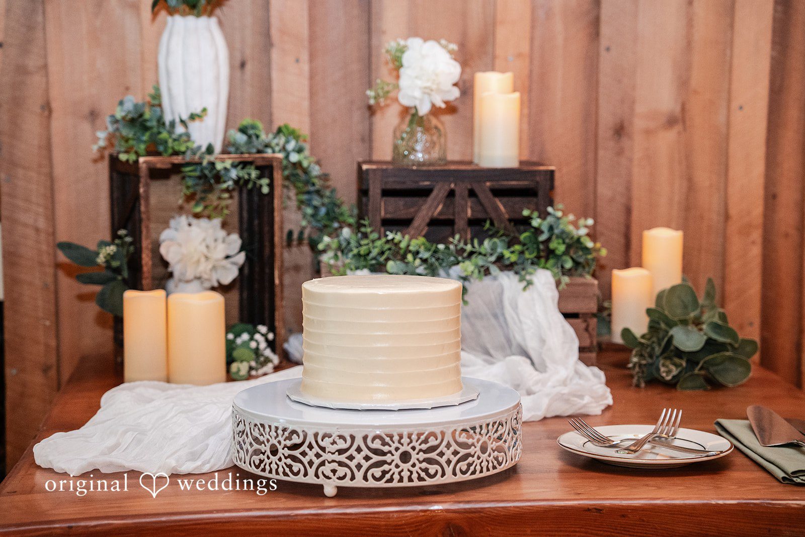 Wedding cake at The Pavilion on Crystal Lake