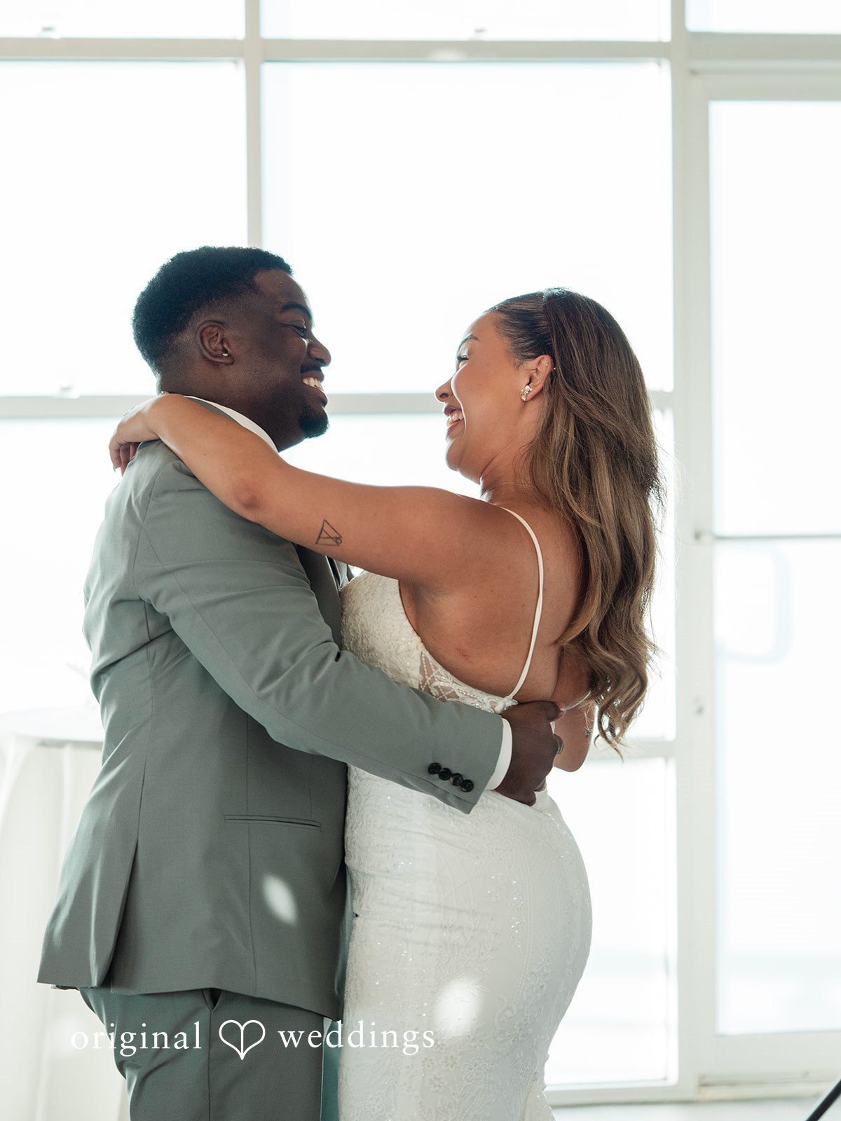 Lilly + Cade Bride and Groom Enjoying a Dance Together at The Terrace Club