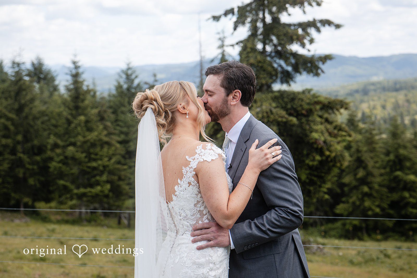 Whitney + Chris Winter View Lodge Wedding | Whitney & Chris -