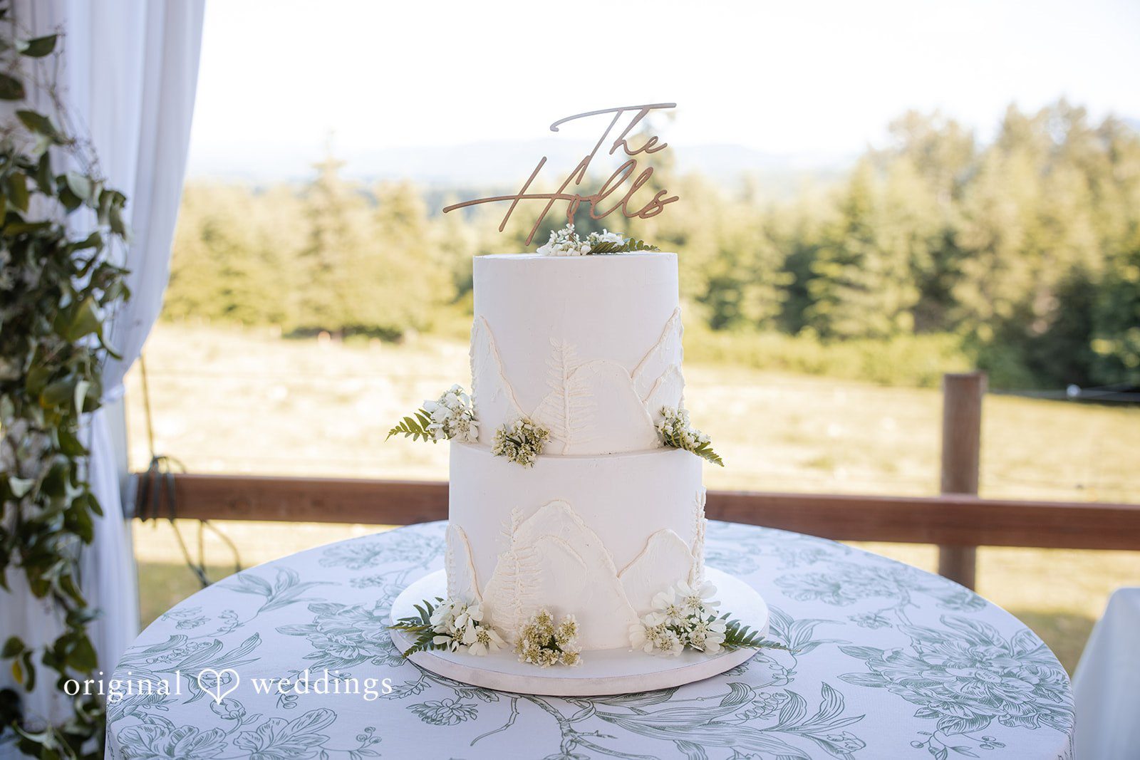 Whitney + Chris Winter View Lodge Wedding | Whitney & Chris -