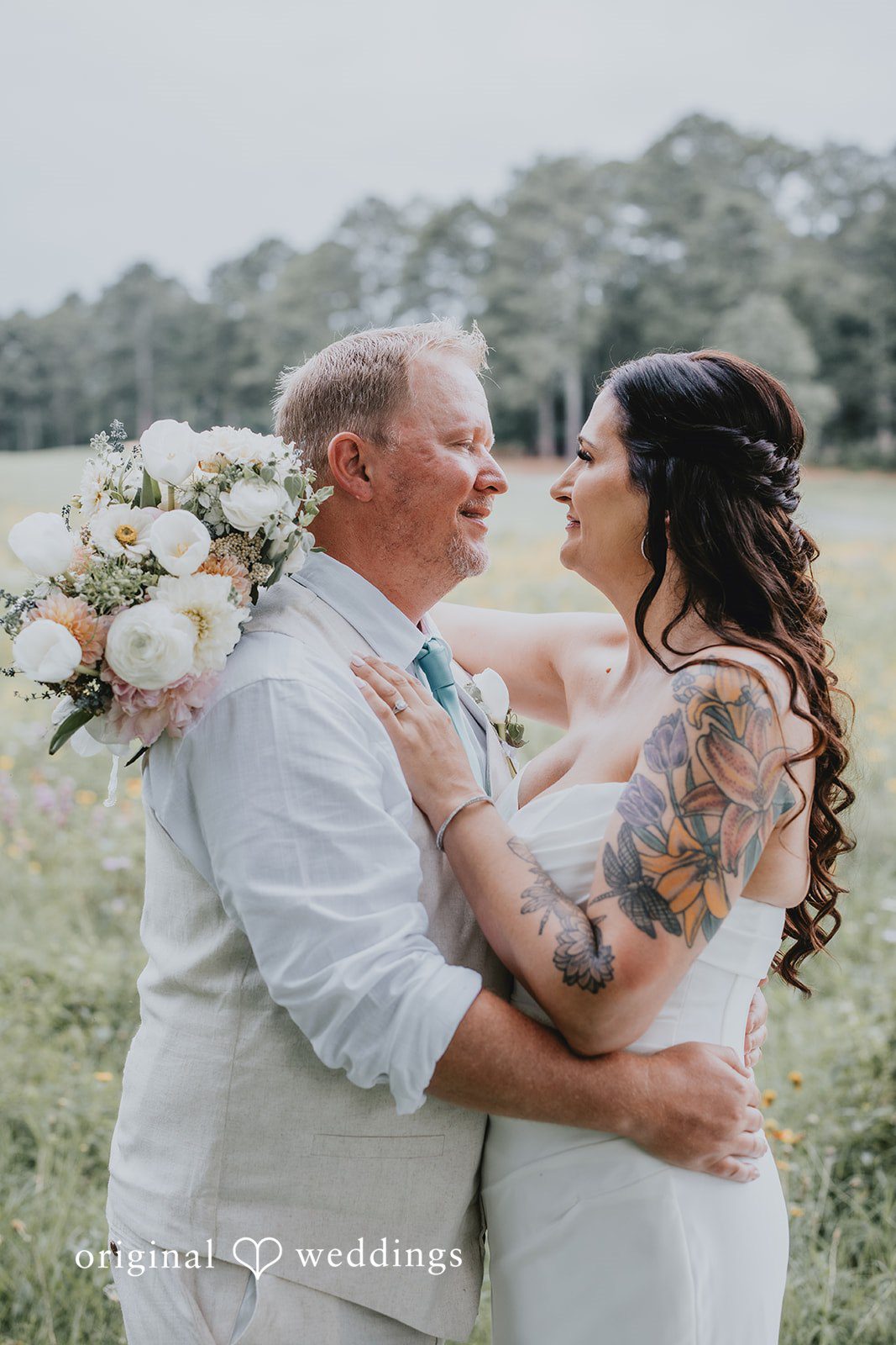Bobbi + Michael Atlanta Wedding Photographers at Fairfield Clubhouse | Bobbi & Michael -