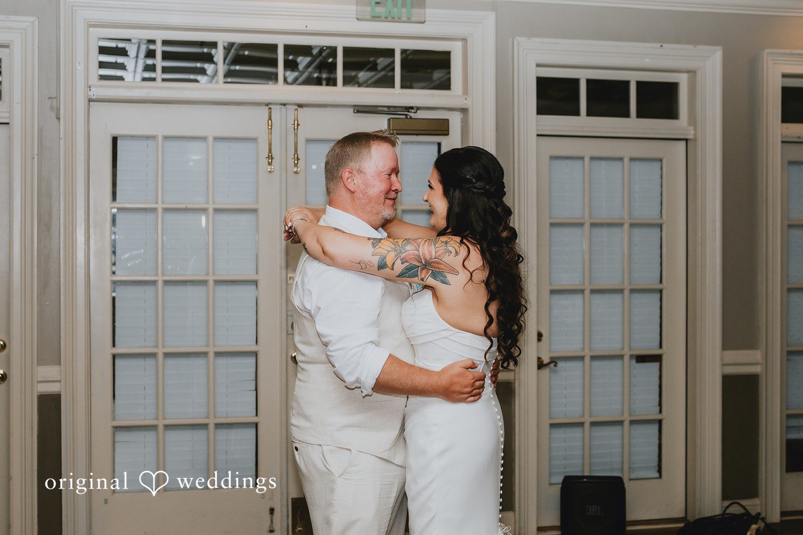 Bobbi + Michael Atlanta Wedding Photographers at Fairfield Clubhouse | Bobbi & Michael -