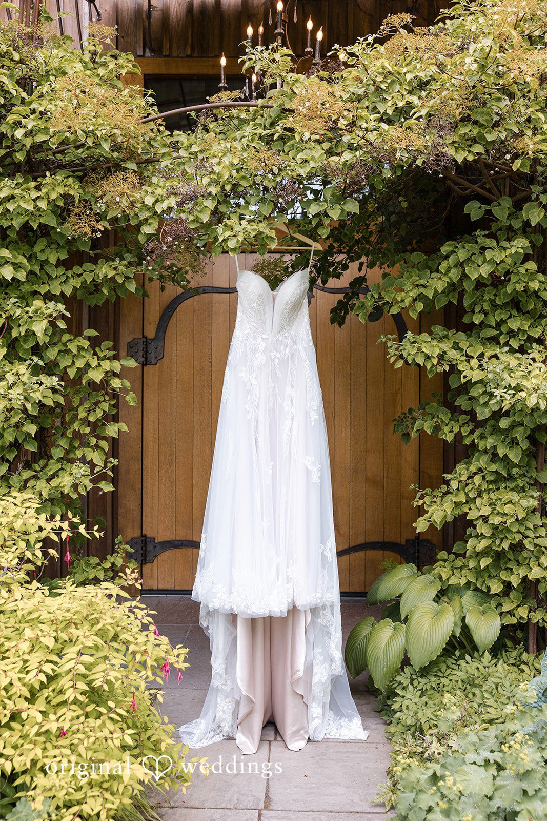 Hailey + William Seattle Wedding Photographers at Fireseed Catering | Hailey & William -
