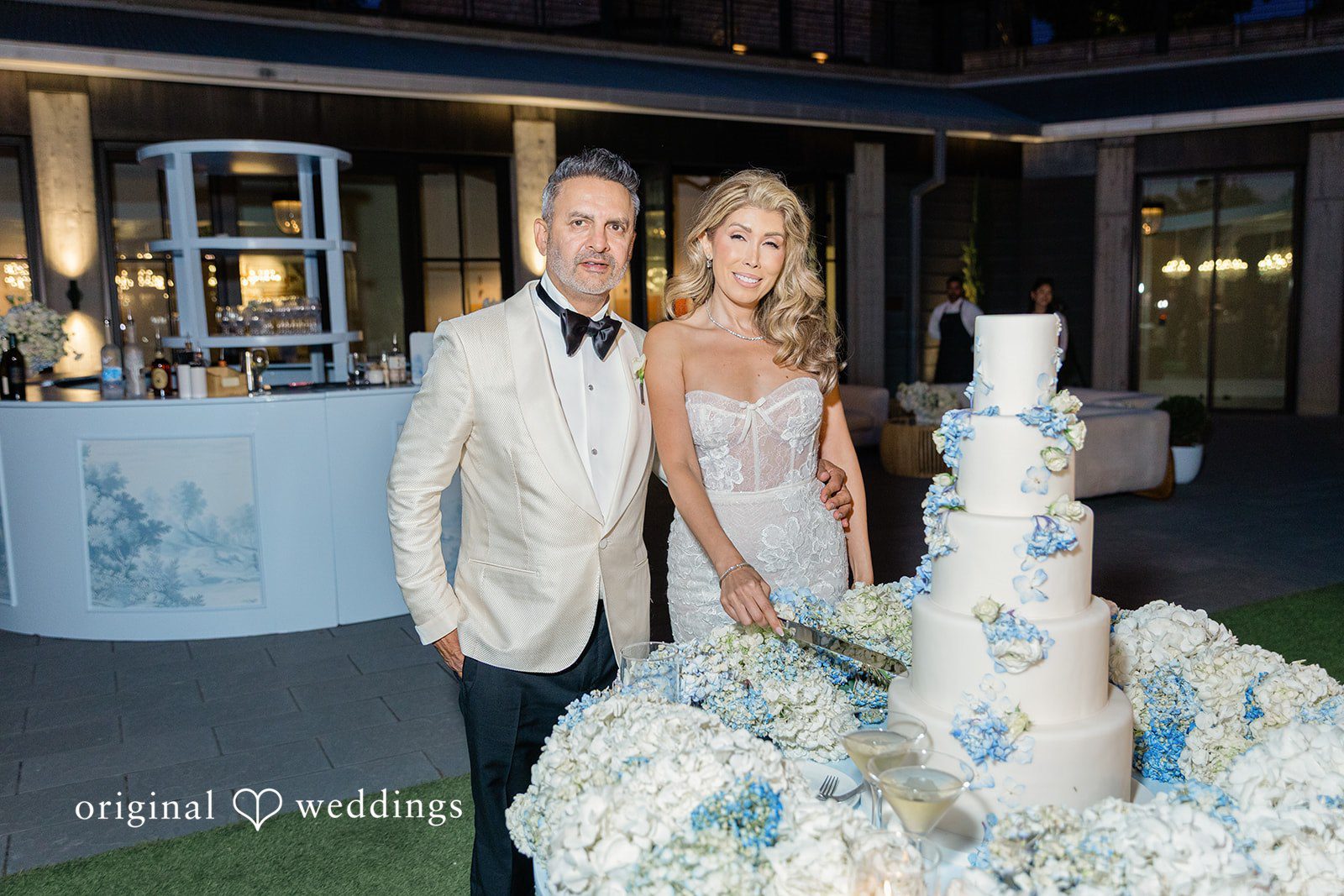 Mehul + Nazanin The couple cuts their cake